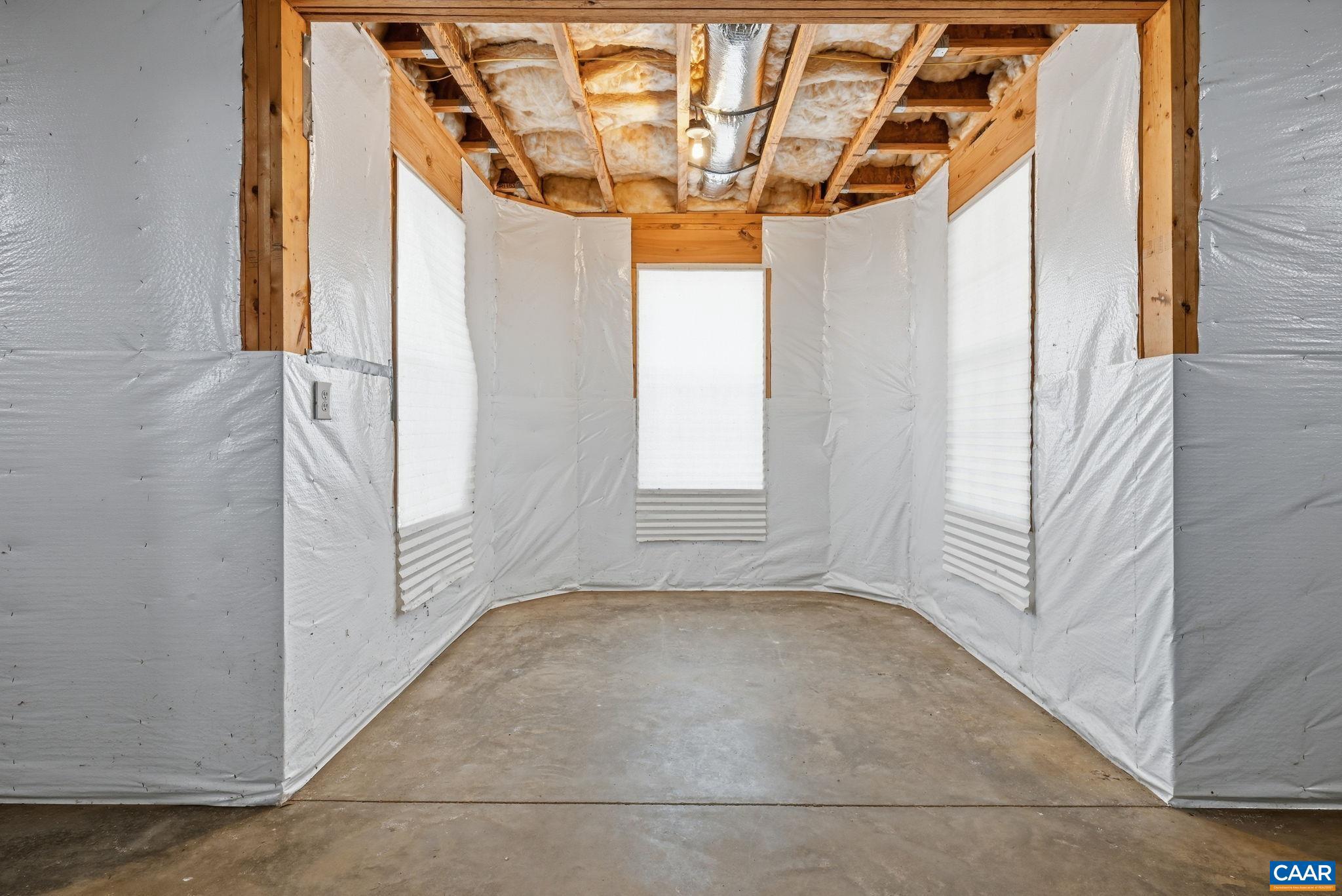 THE GLENN AT DEER LAKE ESTATES - Residential