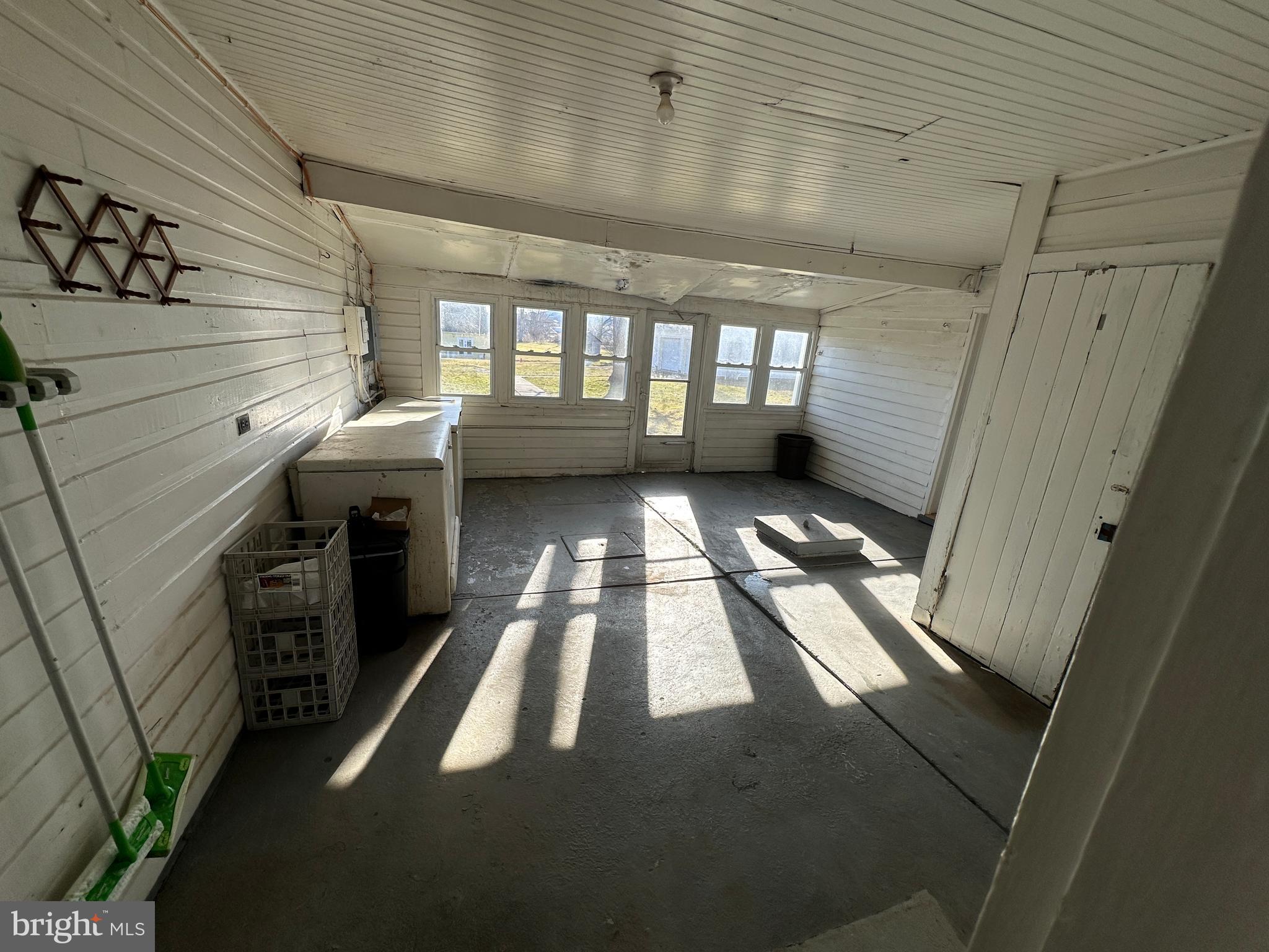 UNRESTRICTED - Residential