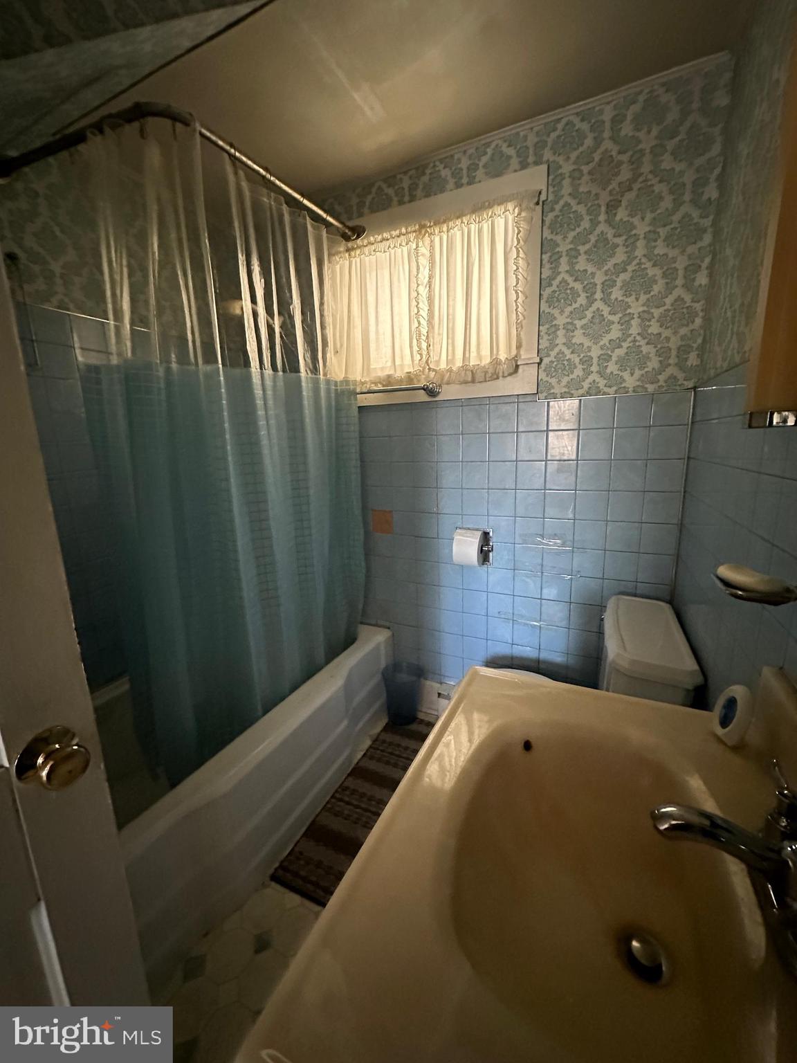 UNRESTRICTED - Residential