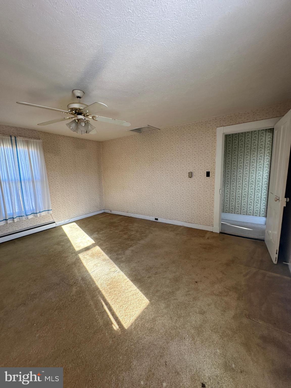 UNRESTRICTED - Residential