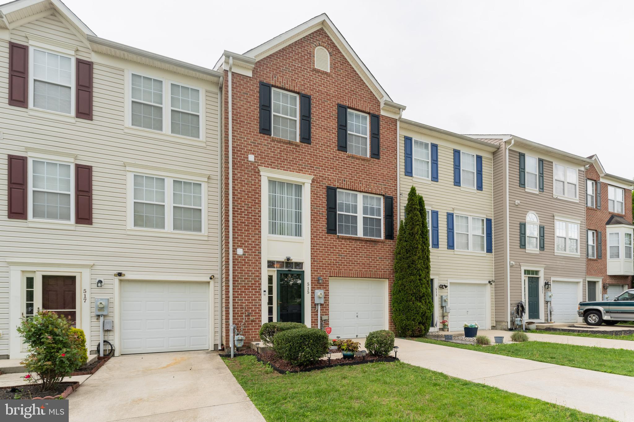 515 TWINLEAF DRIVE