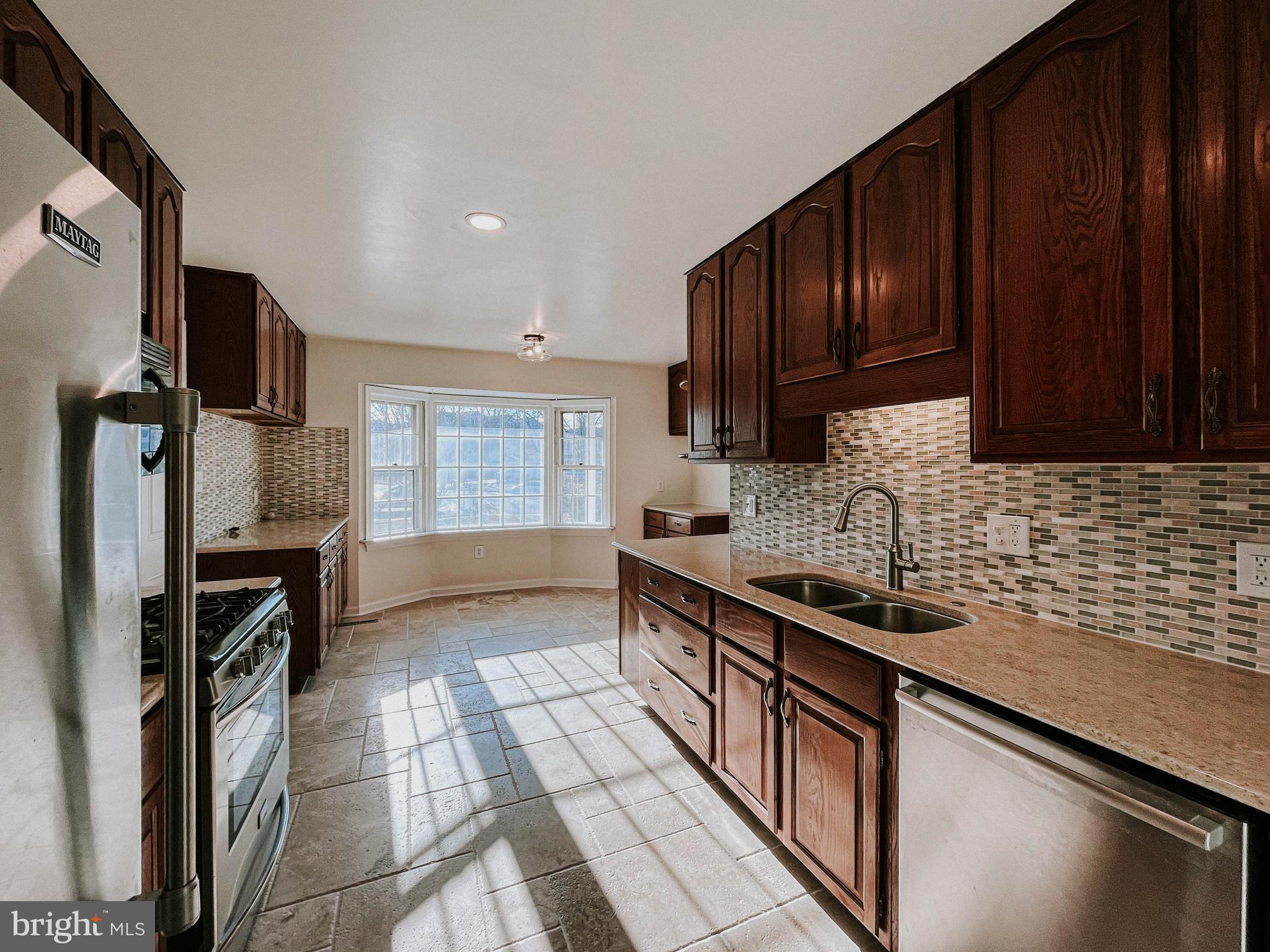 SARATOGA - Residential Lease