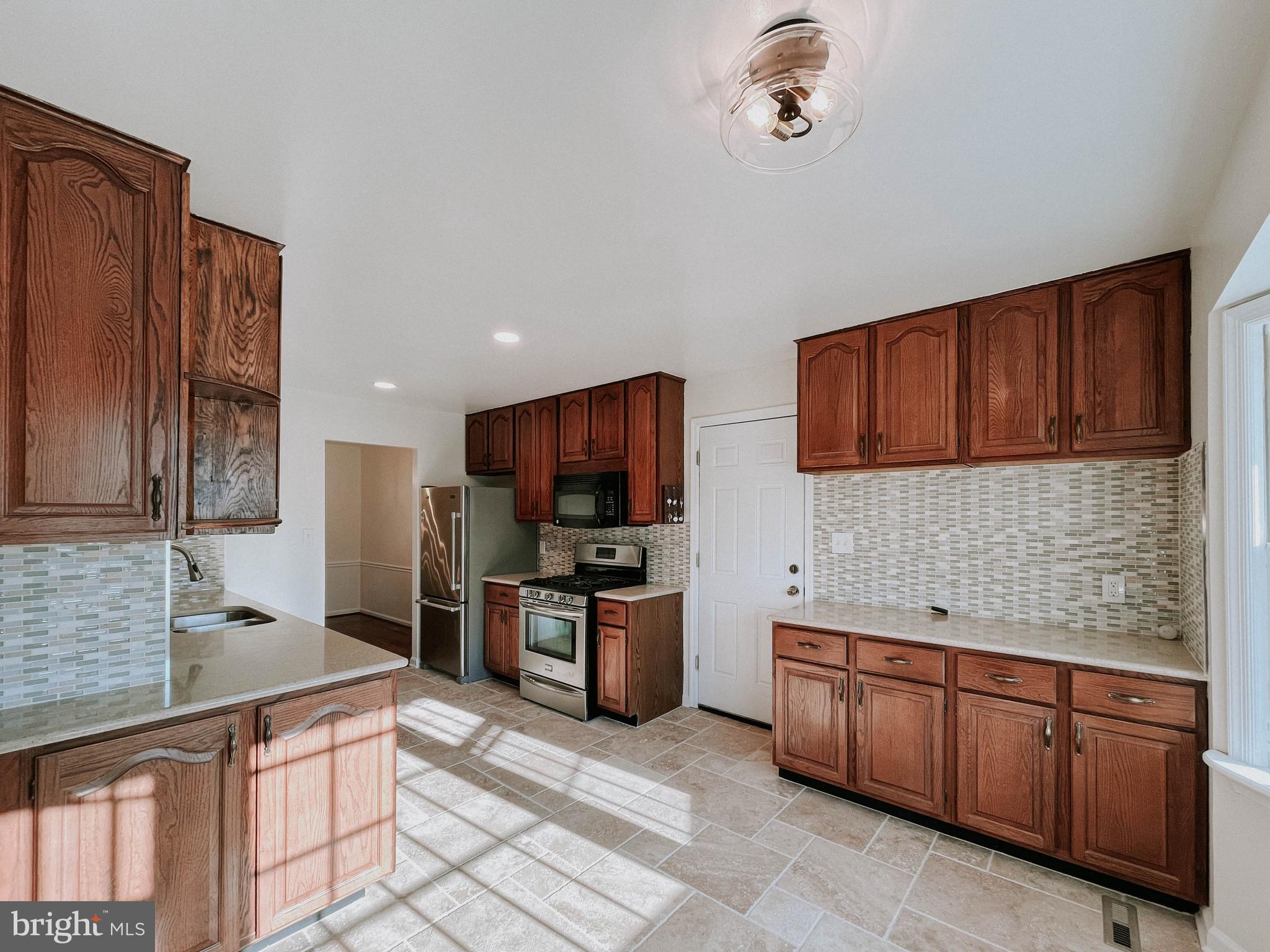 SARATOGA - Residential Lease