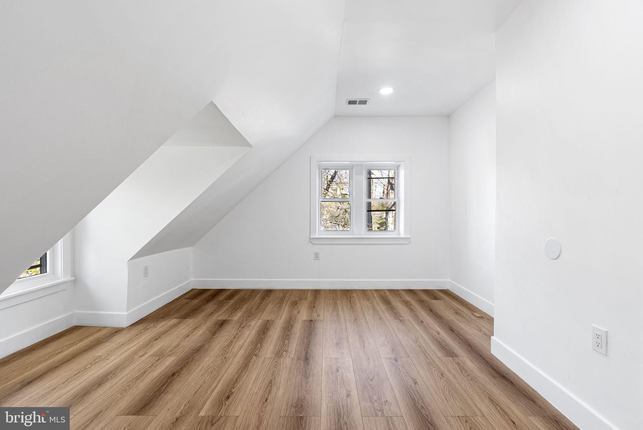 GERMANTOWN (WEST) - Residential