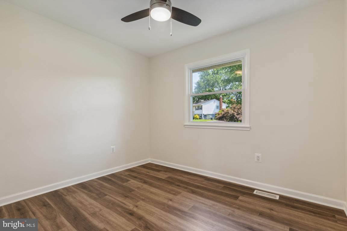 CLOVERDALE - Residential Lease