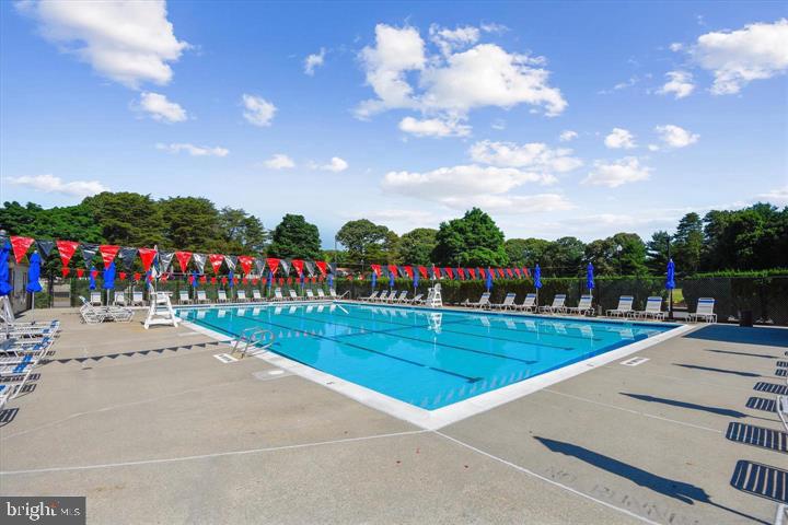 CHESTERFIELD GARDEN CONDOMINIUM - Residential