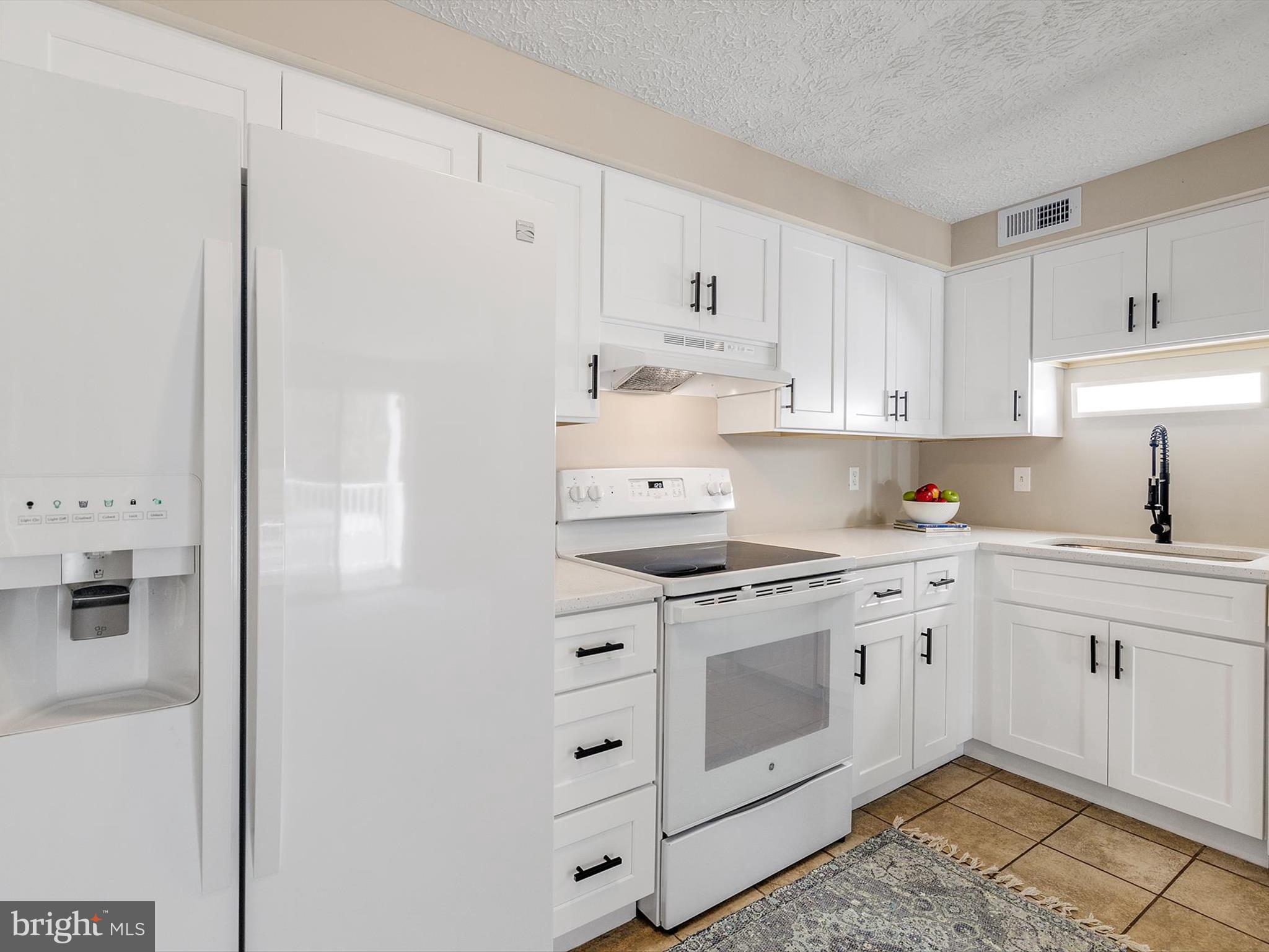 CHESTERFIELD GARDEN CONDOMINIUM - Residential