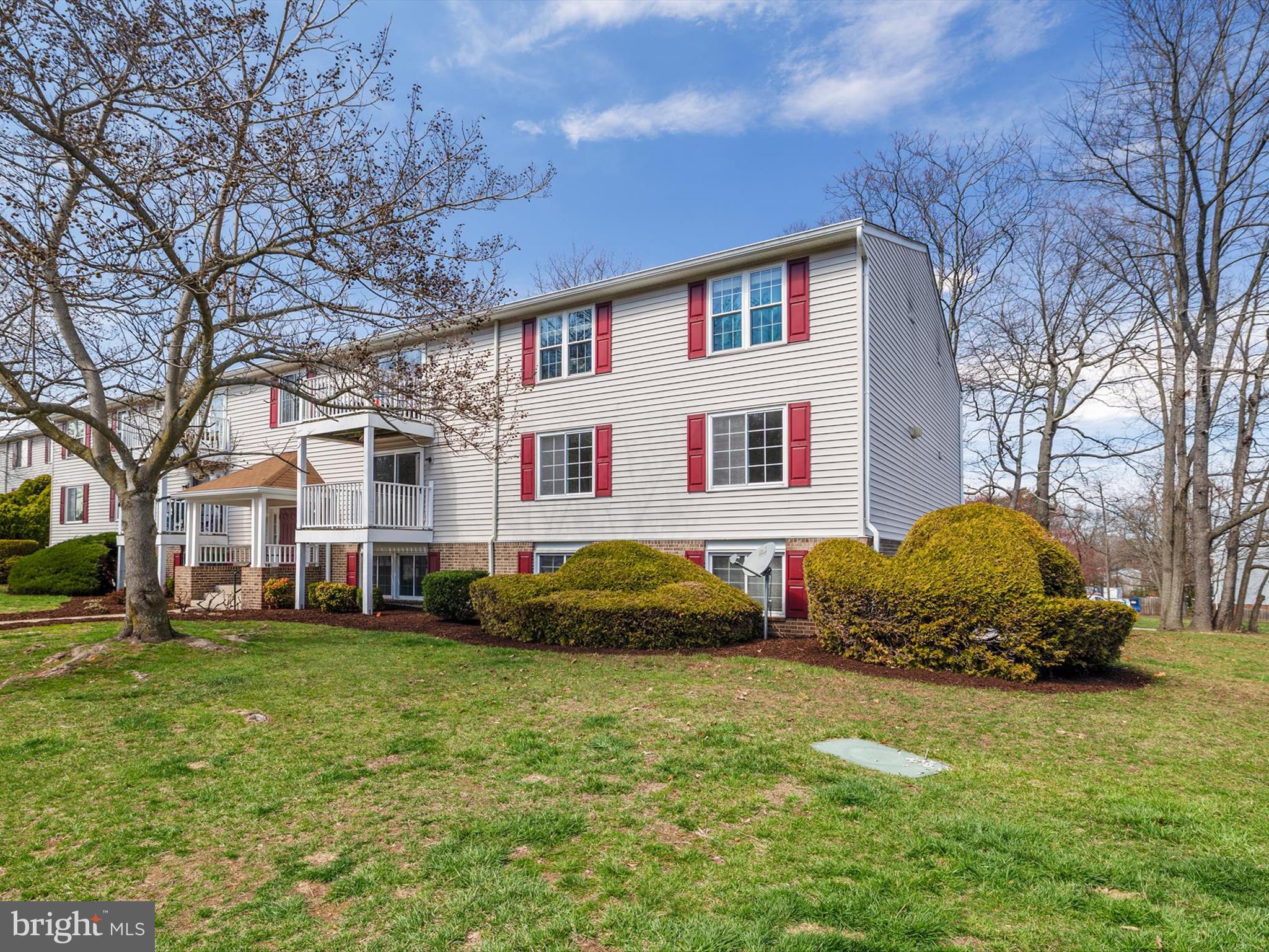 CHESTERFIELD GARDEN CONDOMINIUM - Residential