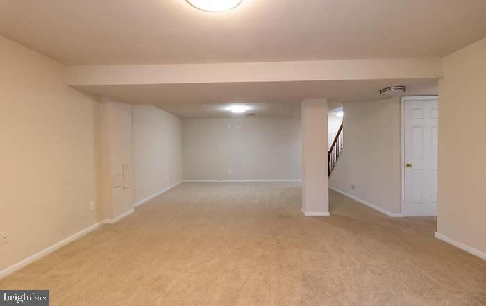 SIGNATURE AT BROADLANDS - Residential Lease