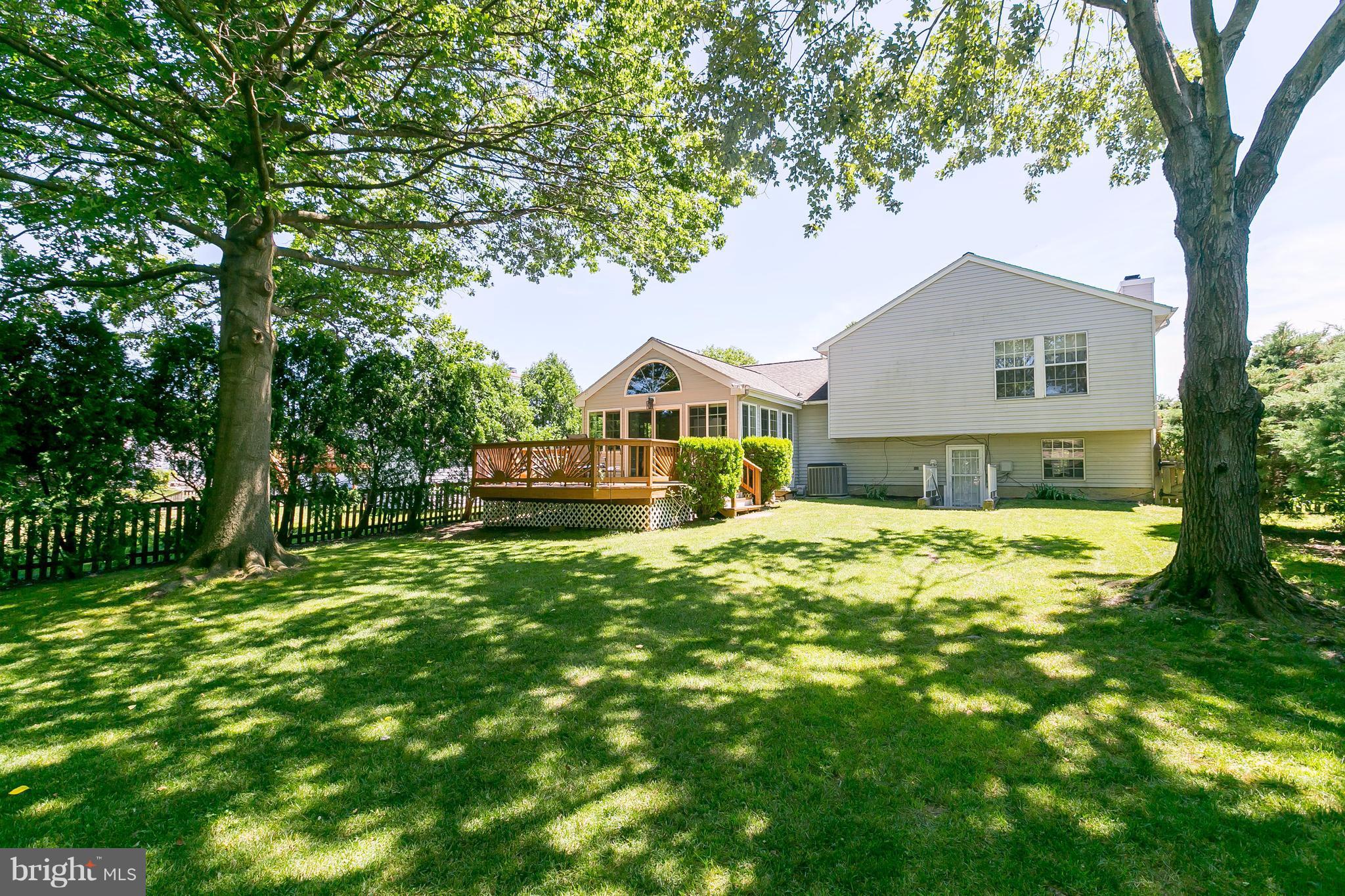 WOODBRIDGE CENTER - Residential