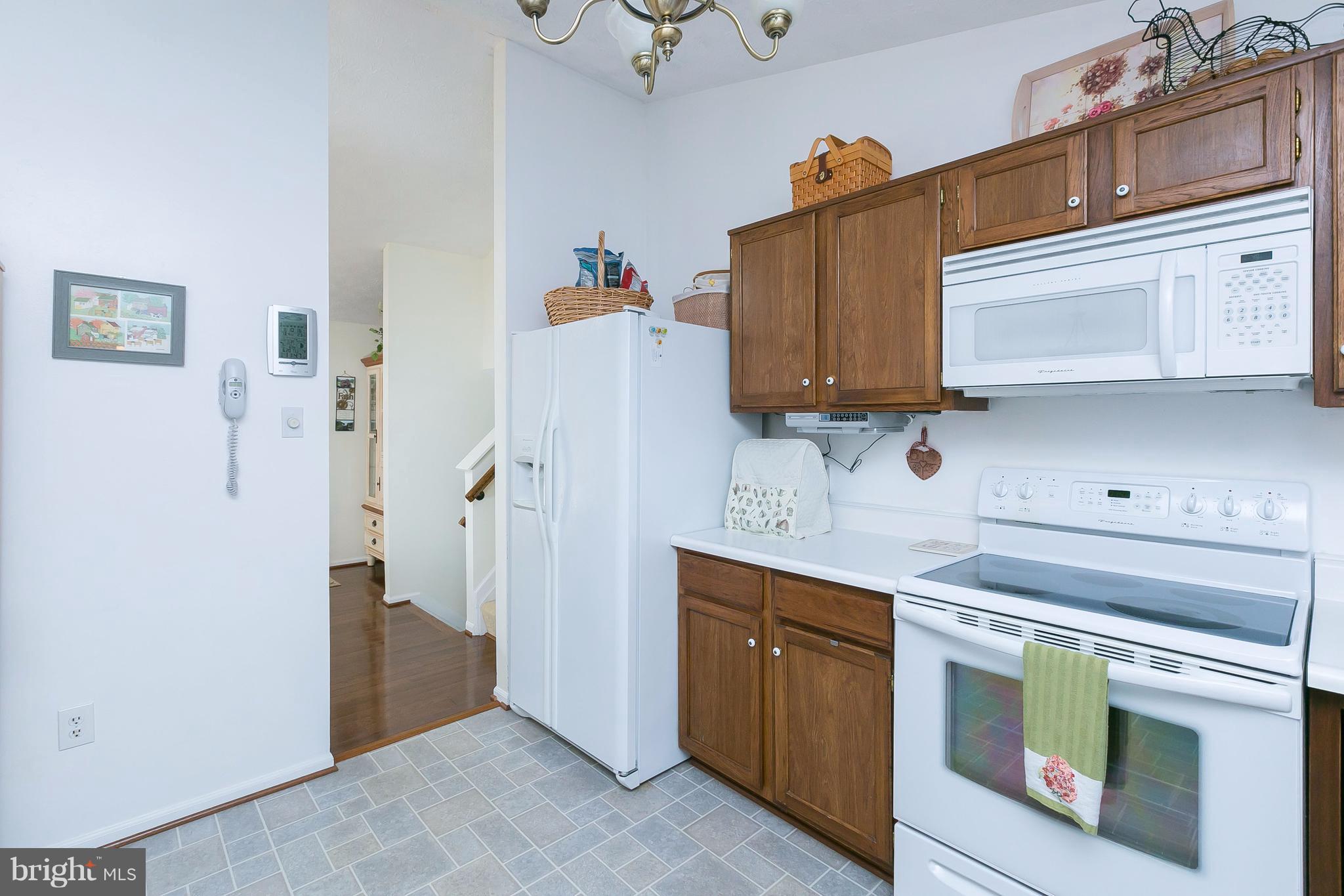 WOODBRIDGE CENTER - Residential