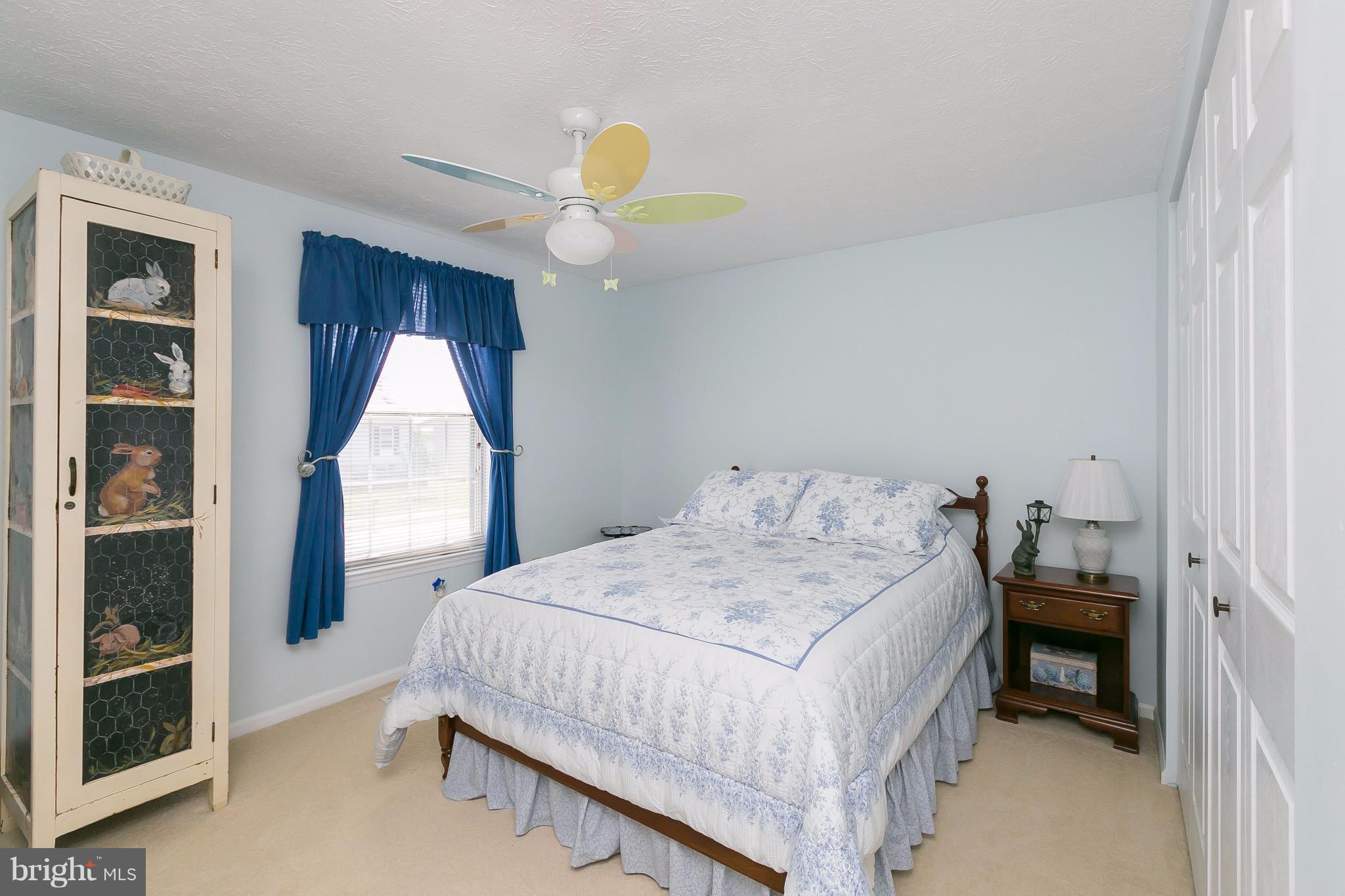 WOODBRIDGE CENTER - Residential