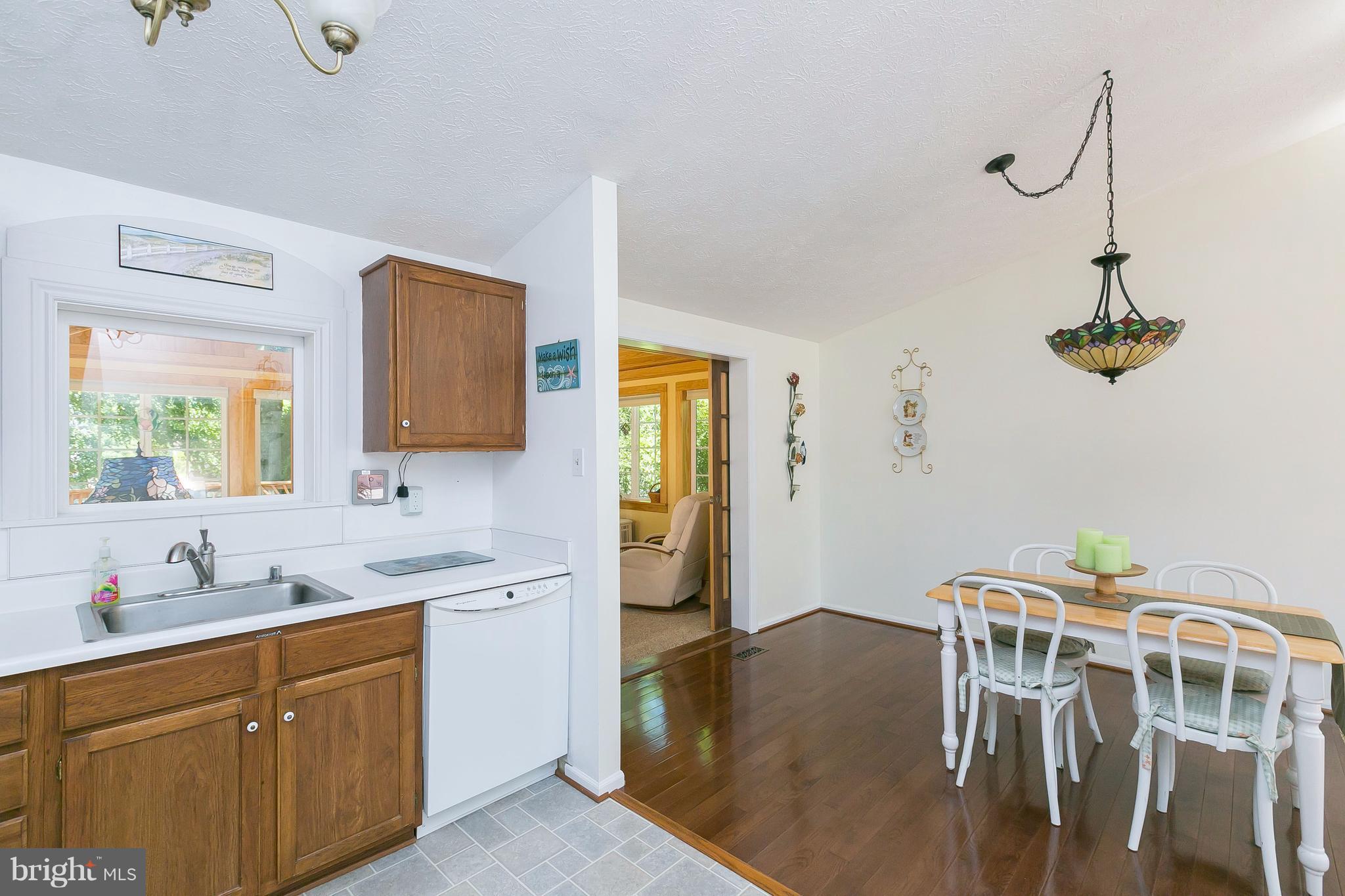 WOODBRIDGE CENTER - Residential