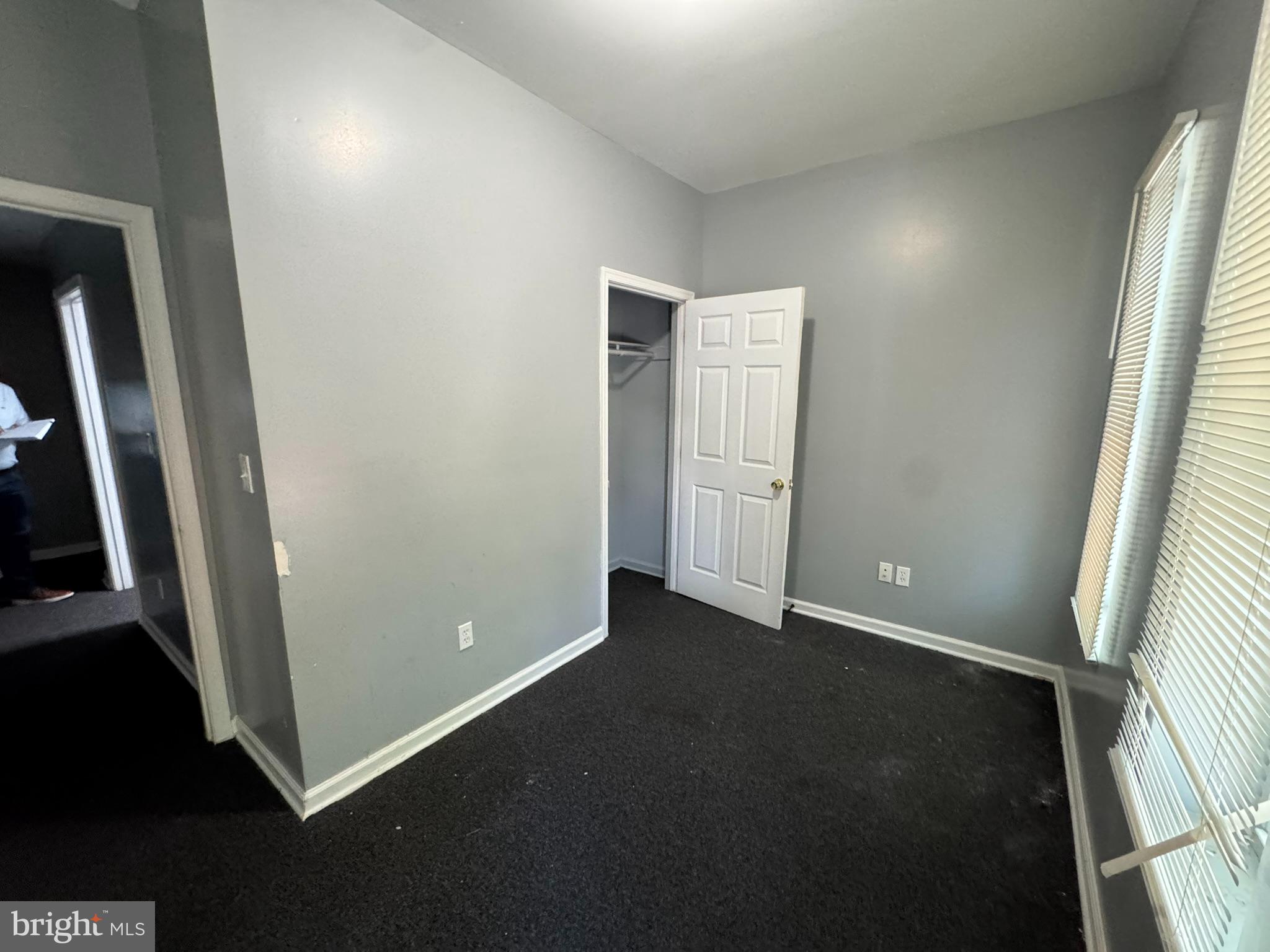SANDTOWN-WINCHESTER - Residential