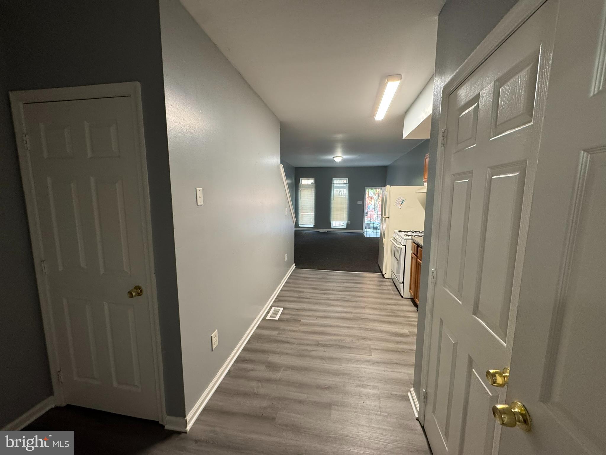 SANDTOWN-WINCHESTER - Residential