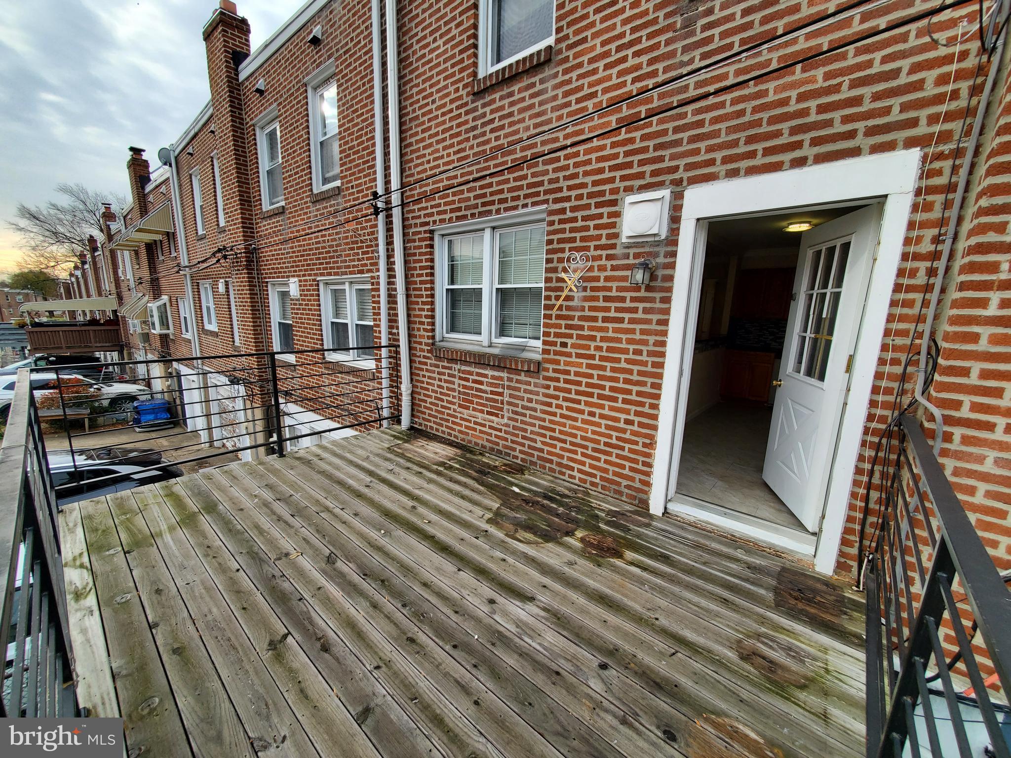 PHILADELPHIA (NORTHEAST) - Residential