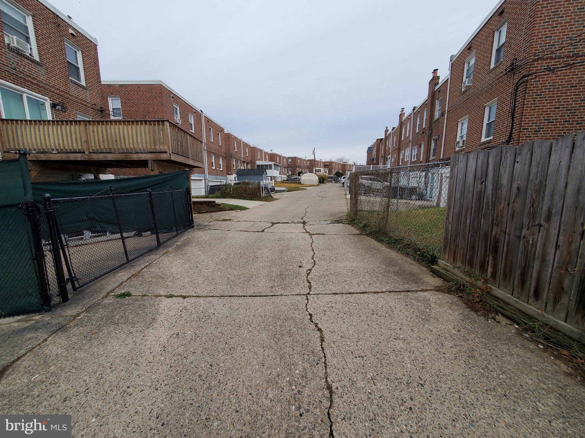 PHILADELPHIA (NORTHEAST) - Residential