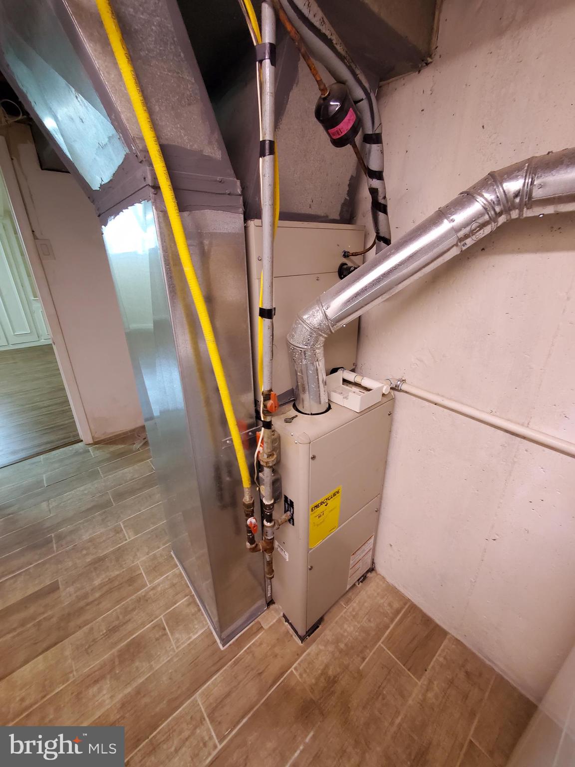 PHILADELPHIA (NORTHEAST) - Residential