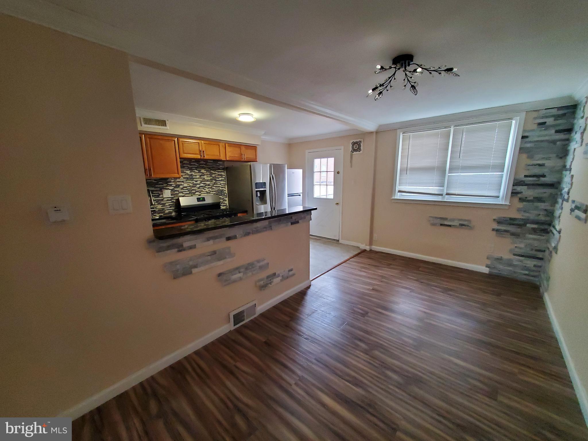 PHILADELPHIA (NORTHEAST) - Residential