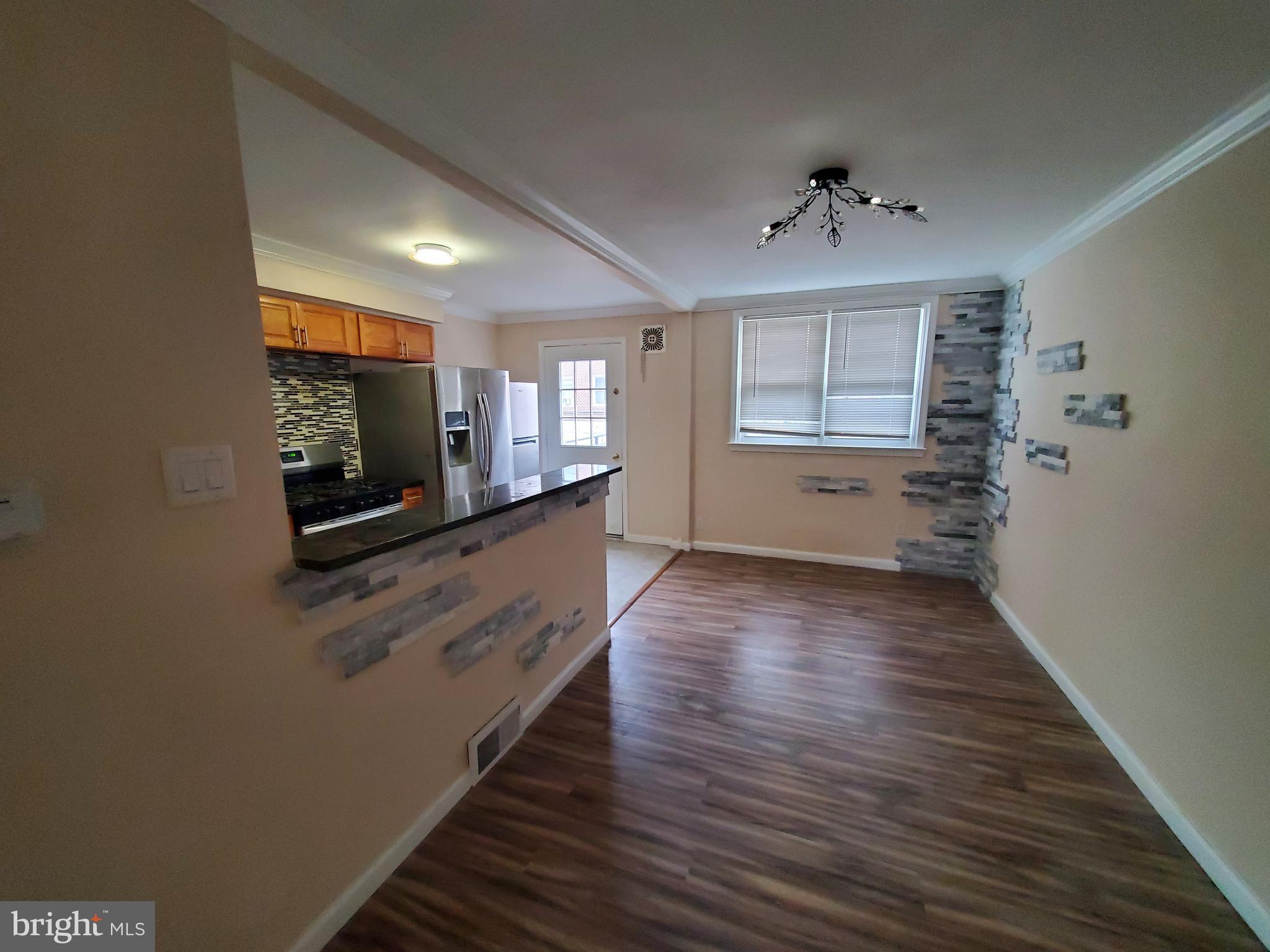 PHILADELPHIA (NORTHEAST) - Residential