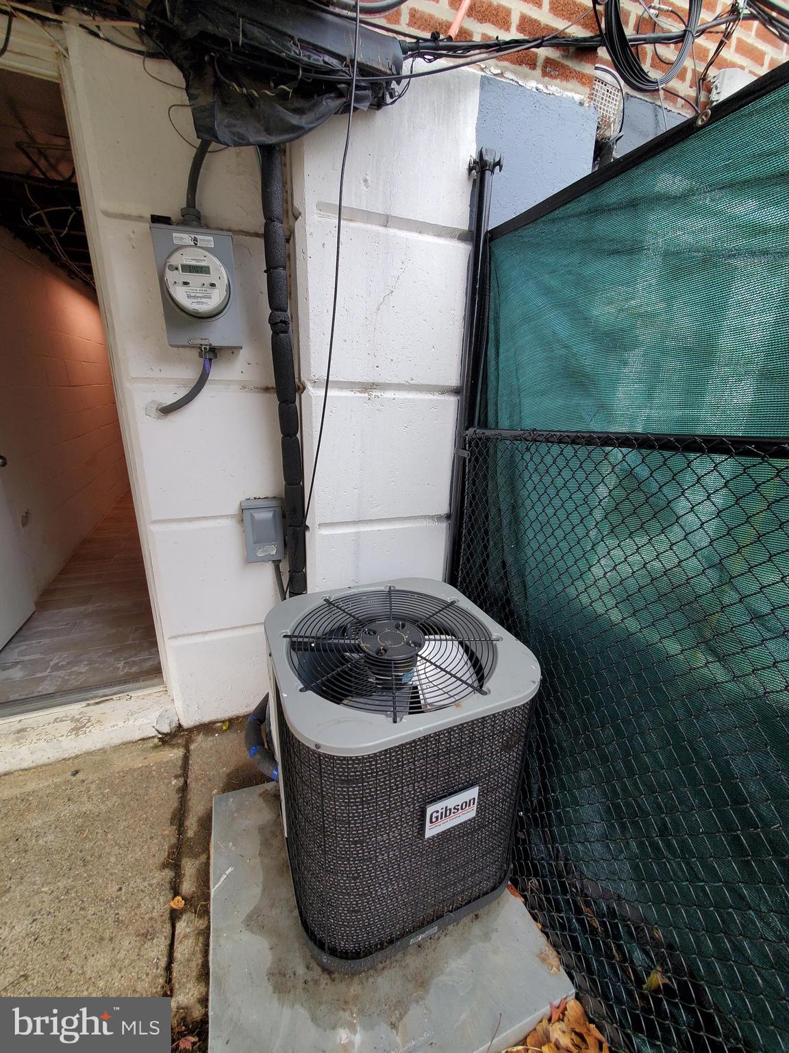 PHILADELPHIA (NORTHEAST) - Residential