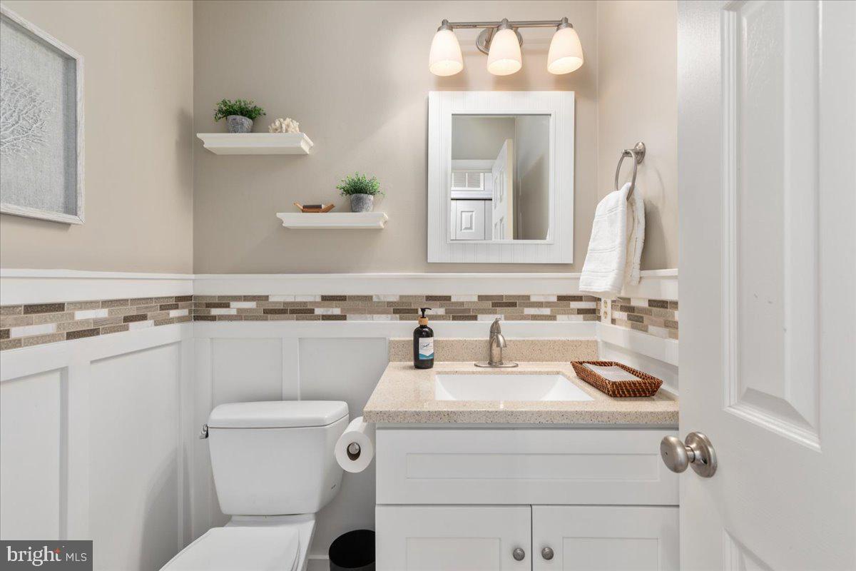 ASHBURN VILLAGE - Residential