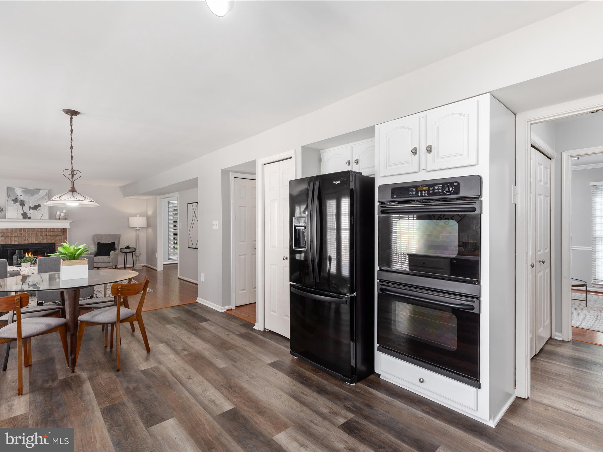 ASHBURN VILLAGE - Residential