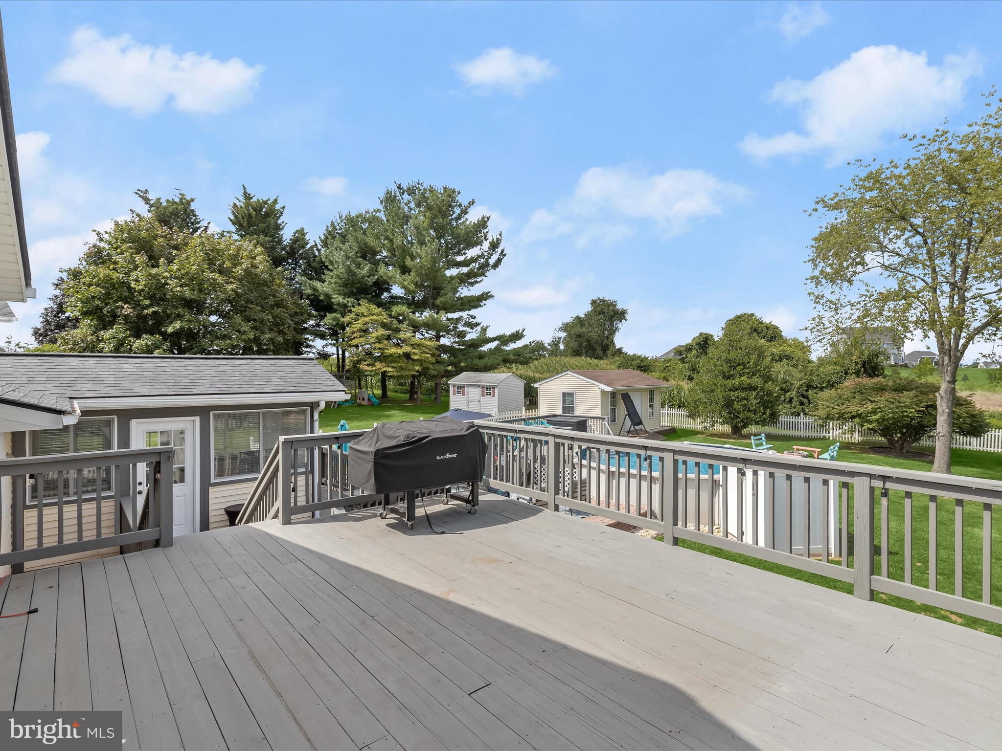 AUTUMN RIDGE - Residential