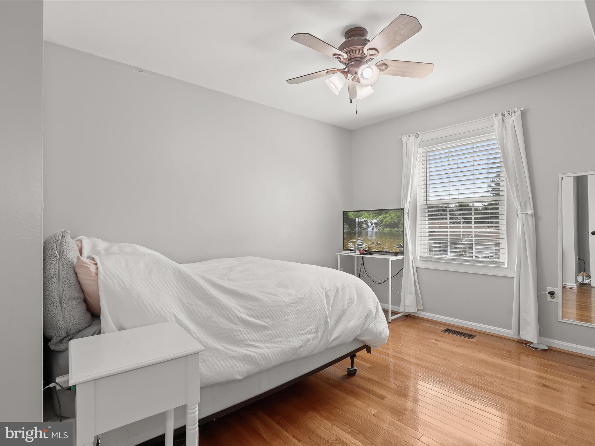 AUTUMN RIDGE - Residential