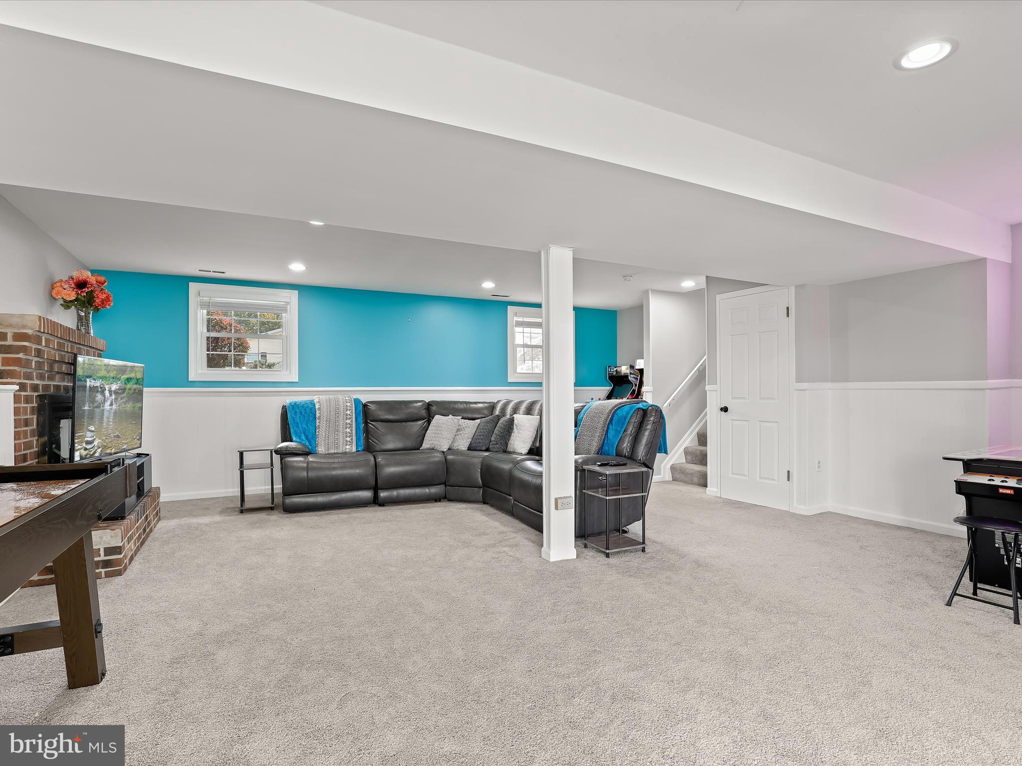 AUTUMN RIDGE - Residential