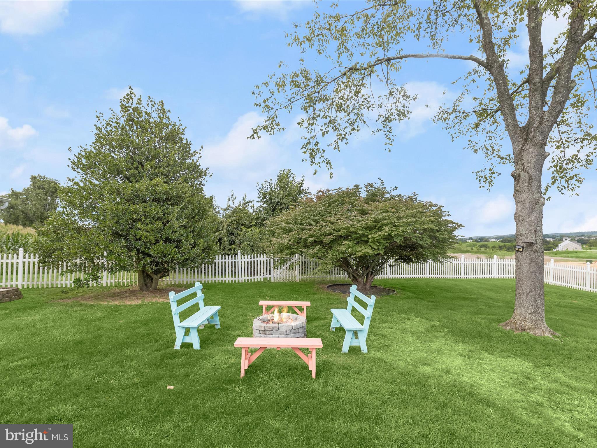 AUTUMN RIDGE - Residential