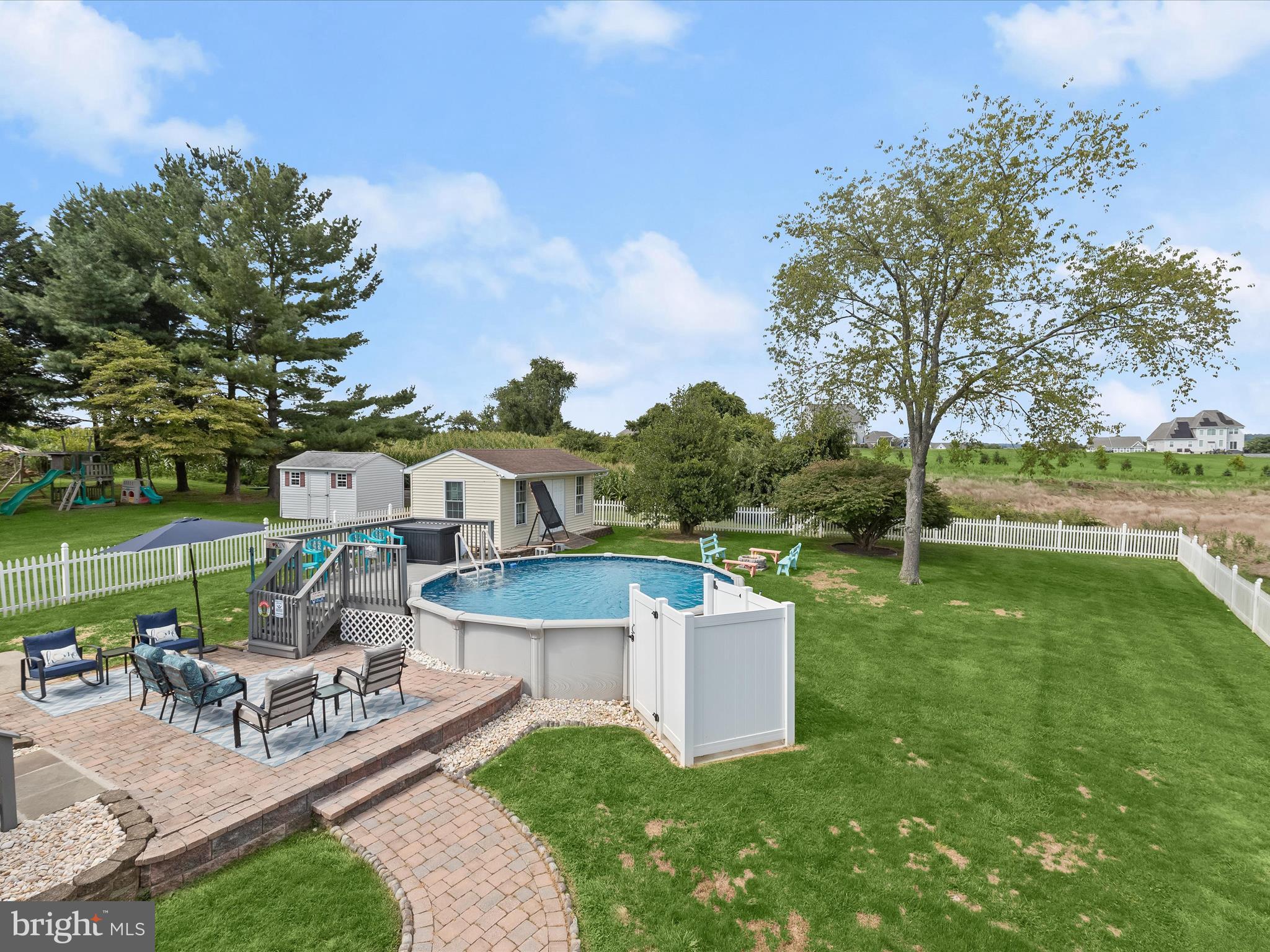 AUTUMN RIDGE - Residential