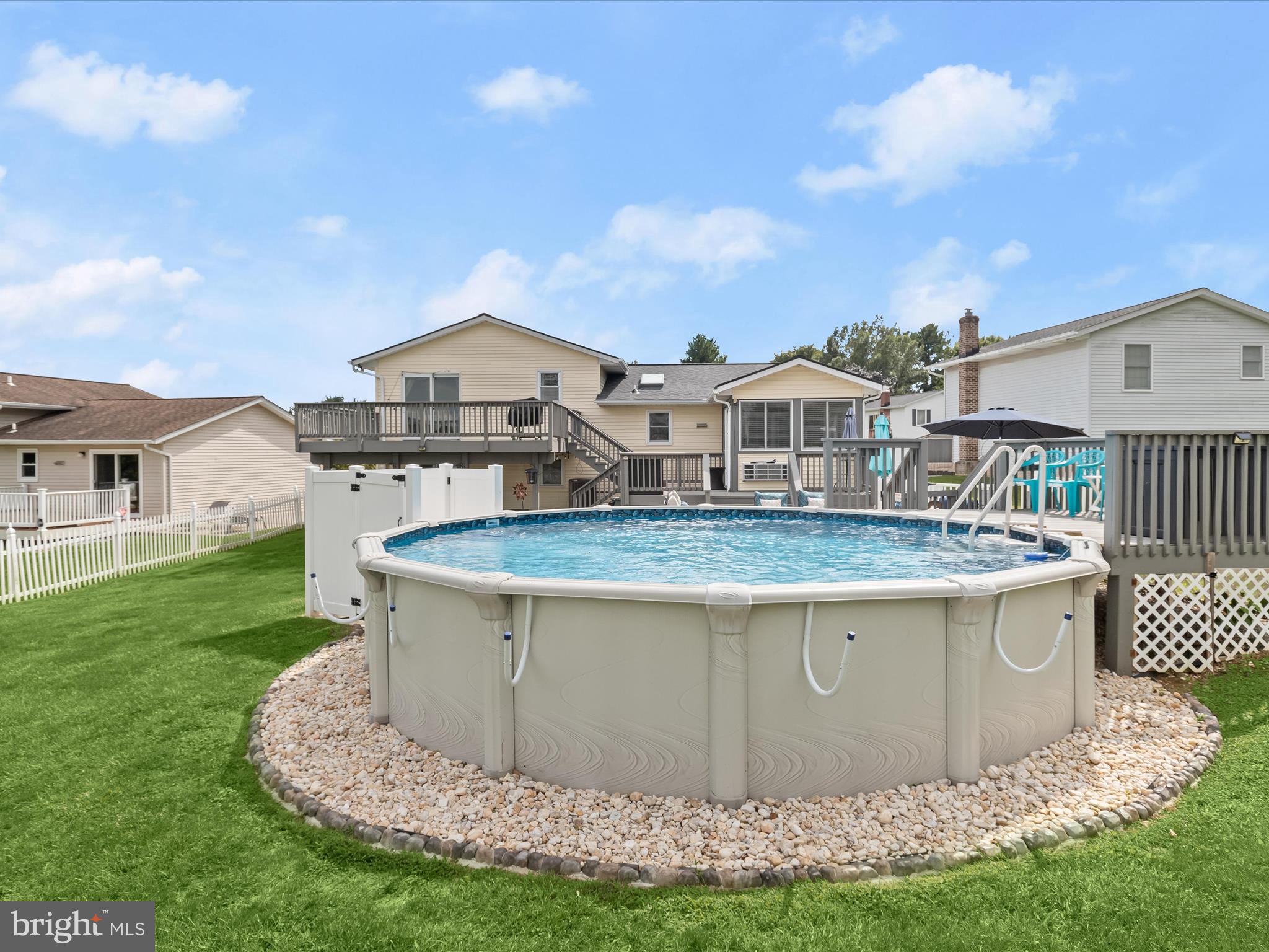 AUTUMN RIDGE - Residential