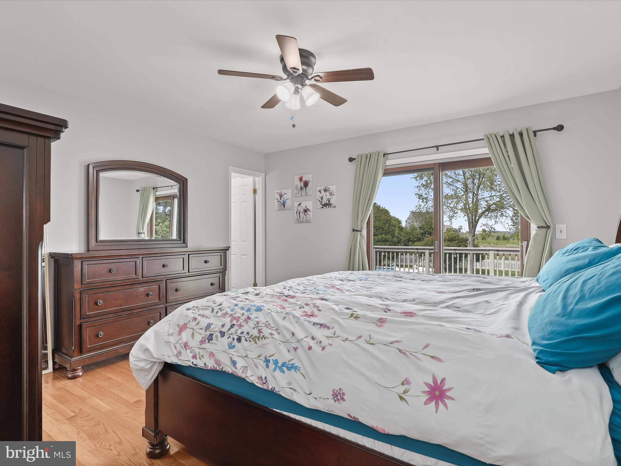 AUTUMN RIDGE - Residential