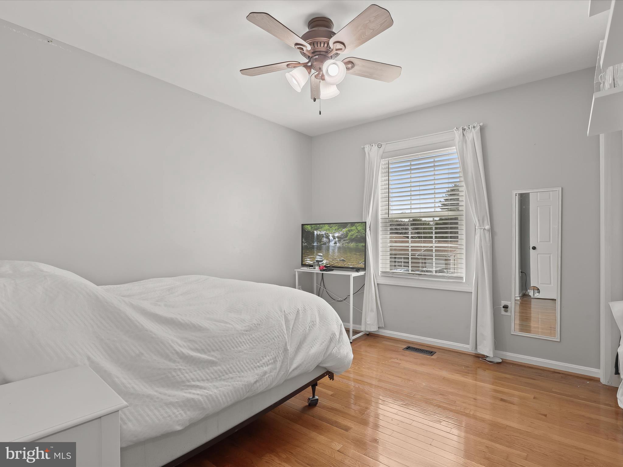 AUTUMN RIDGE - Residential