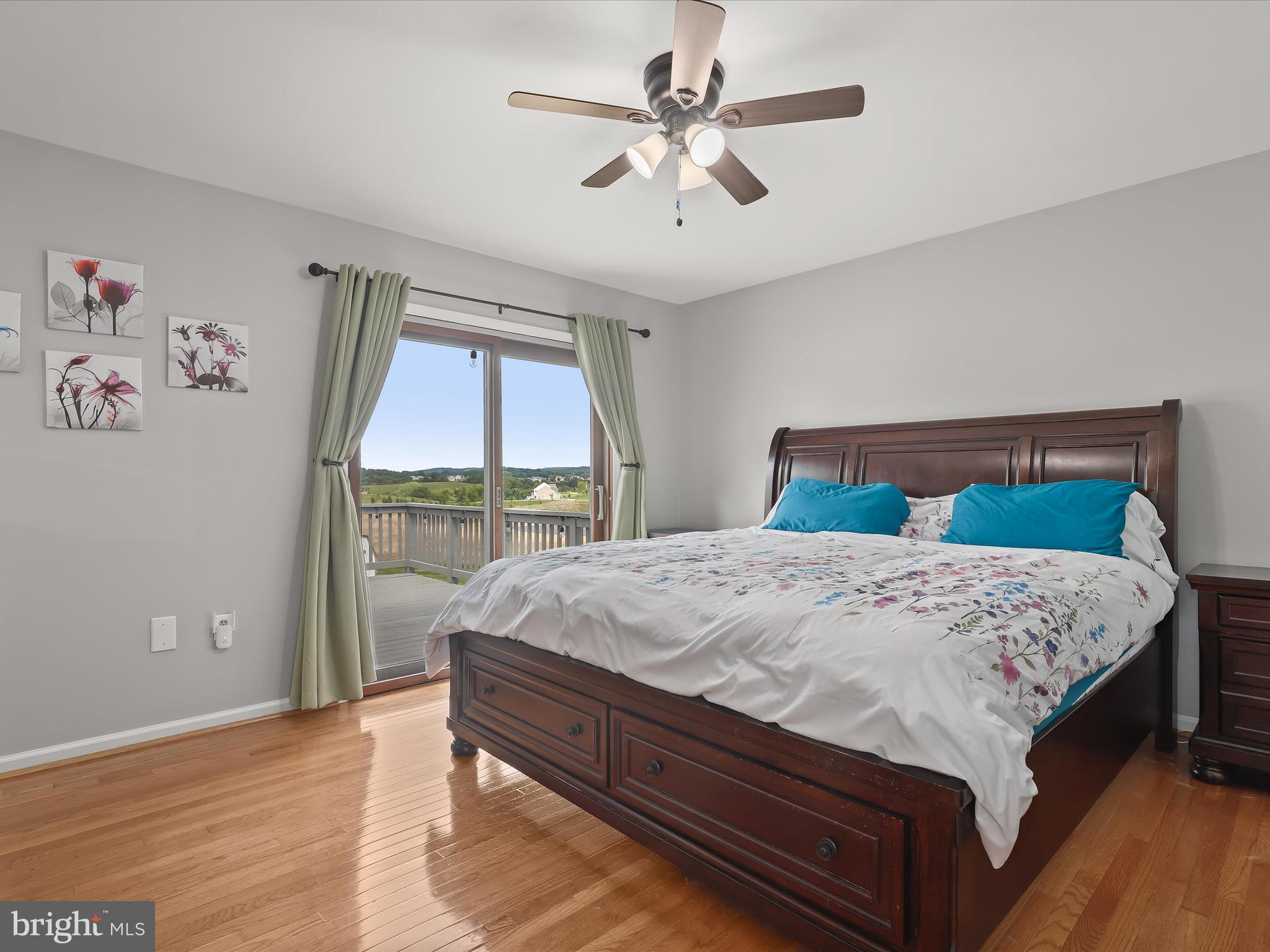 AUTUMN RIDGE - Residential