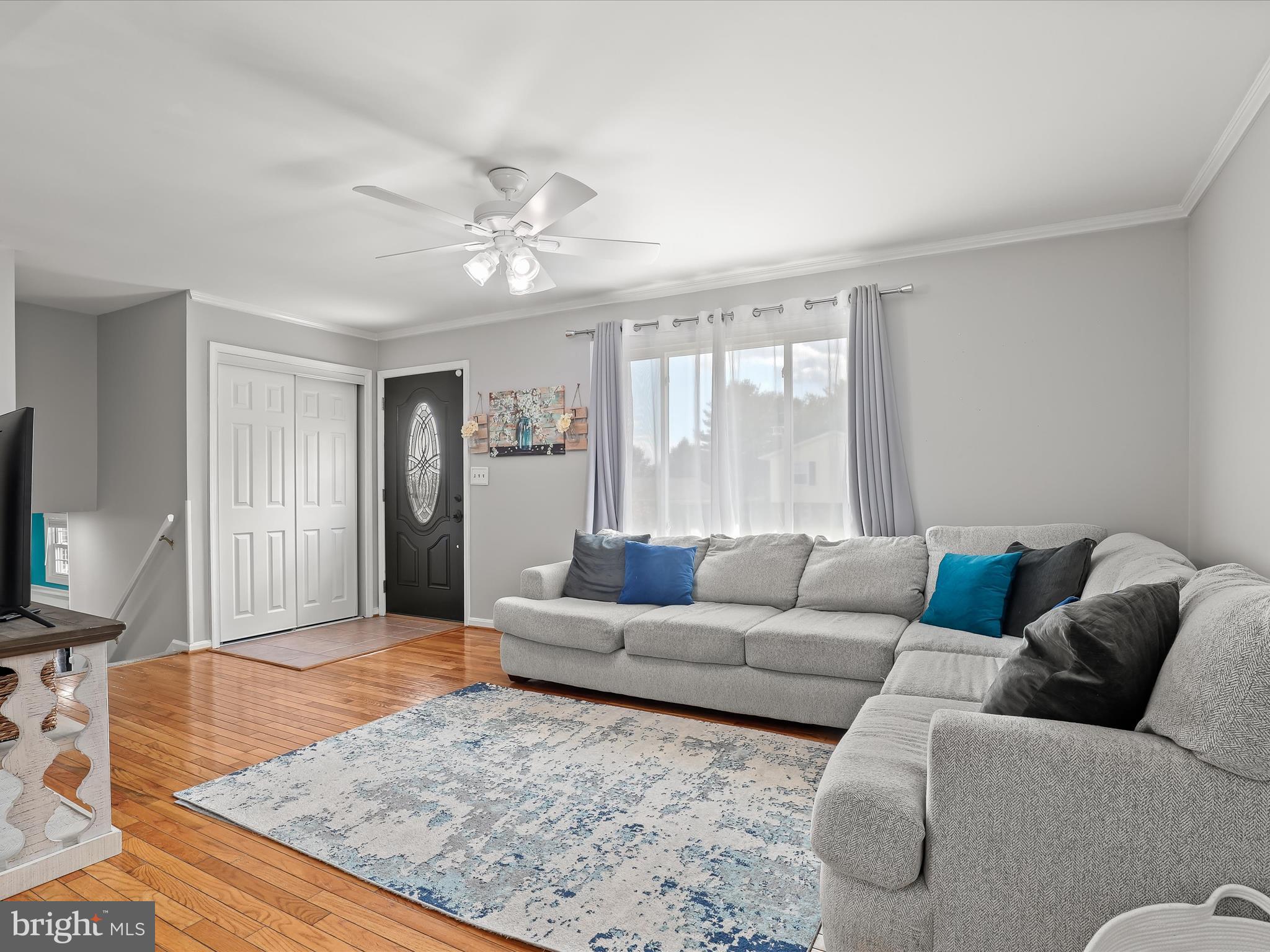 AUTUMN RIDGE - Residential