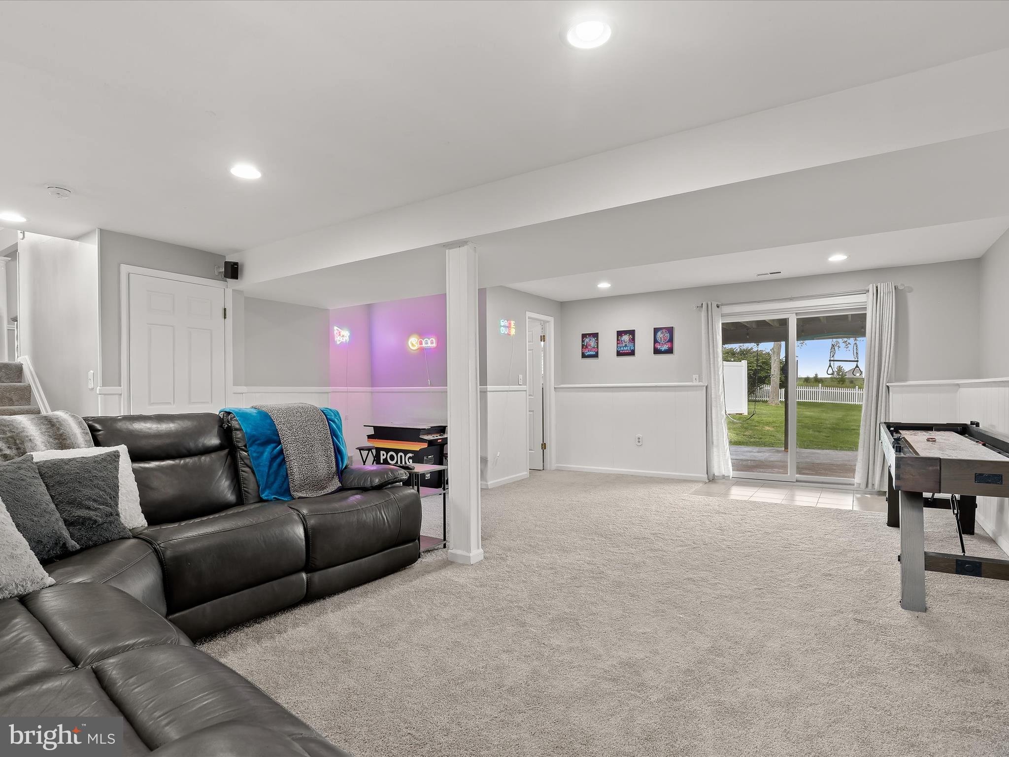 AUTUMN RIDGE - Residential