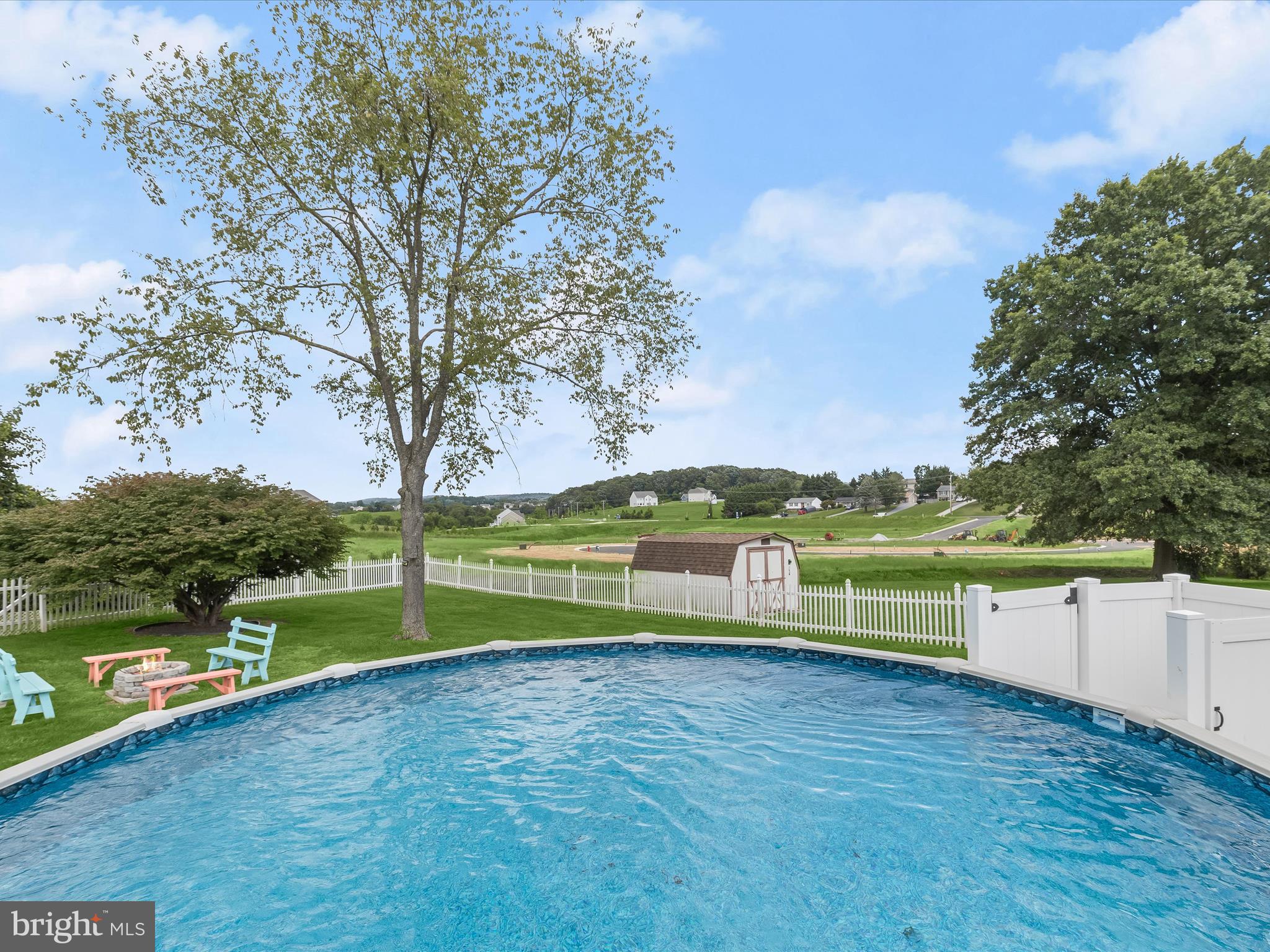 AUTUMN RIDGE - Residential