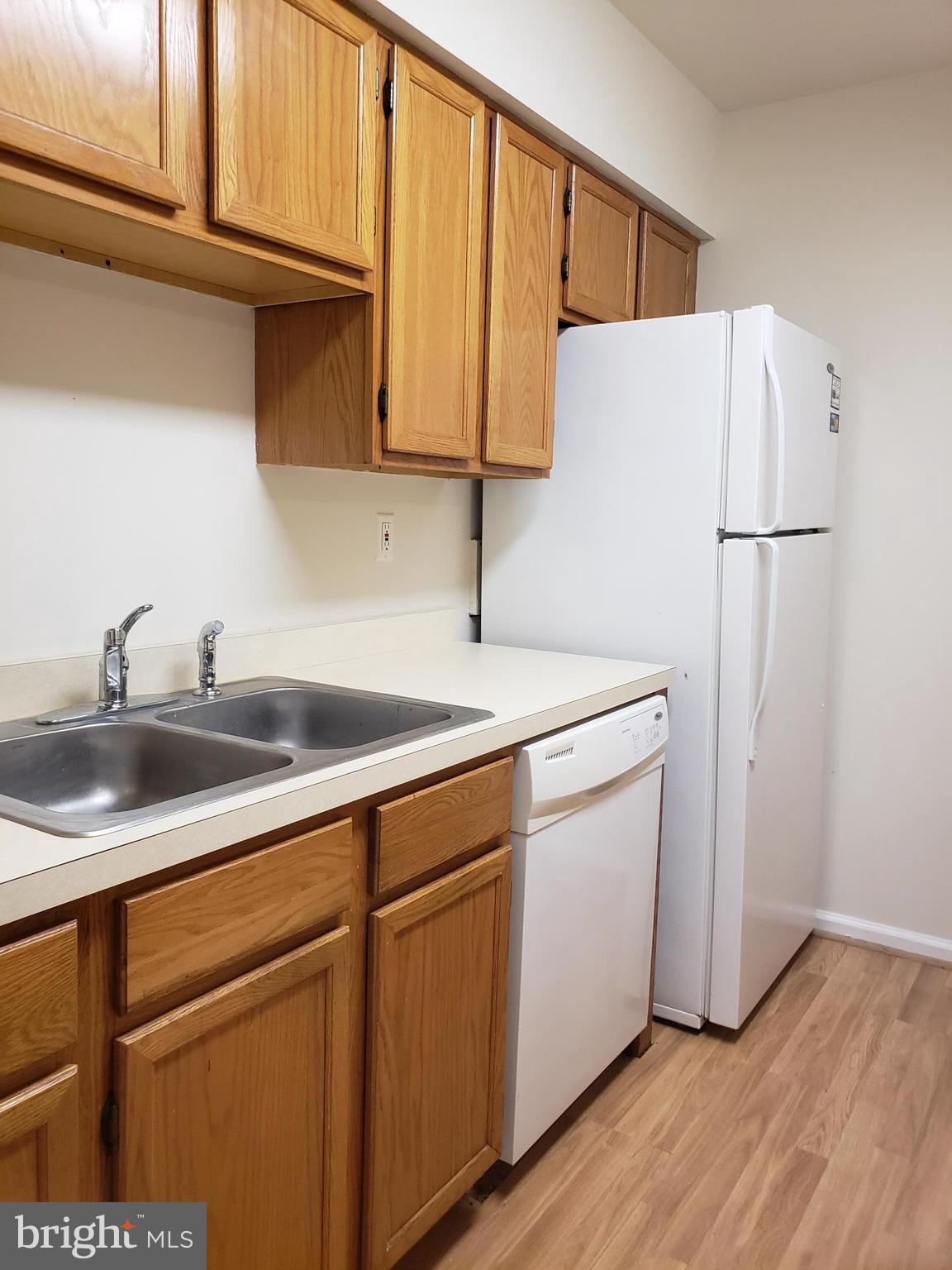 WARRENTON GARDENS - Residential Lease