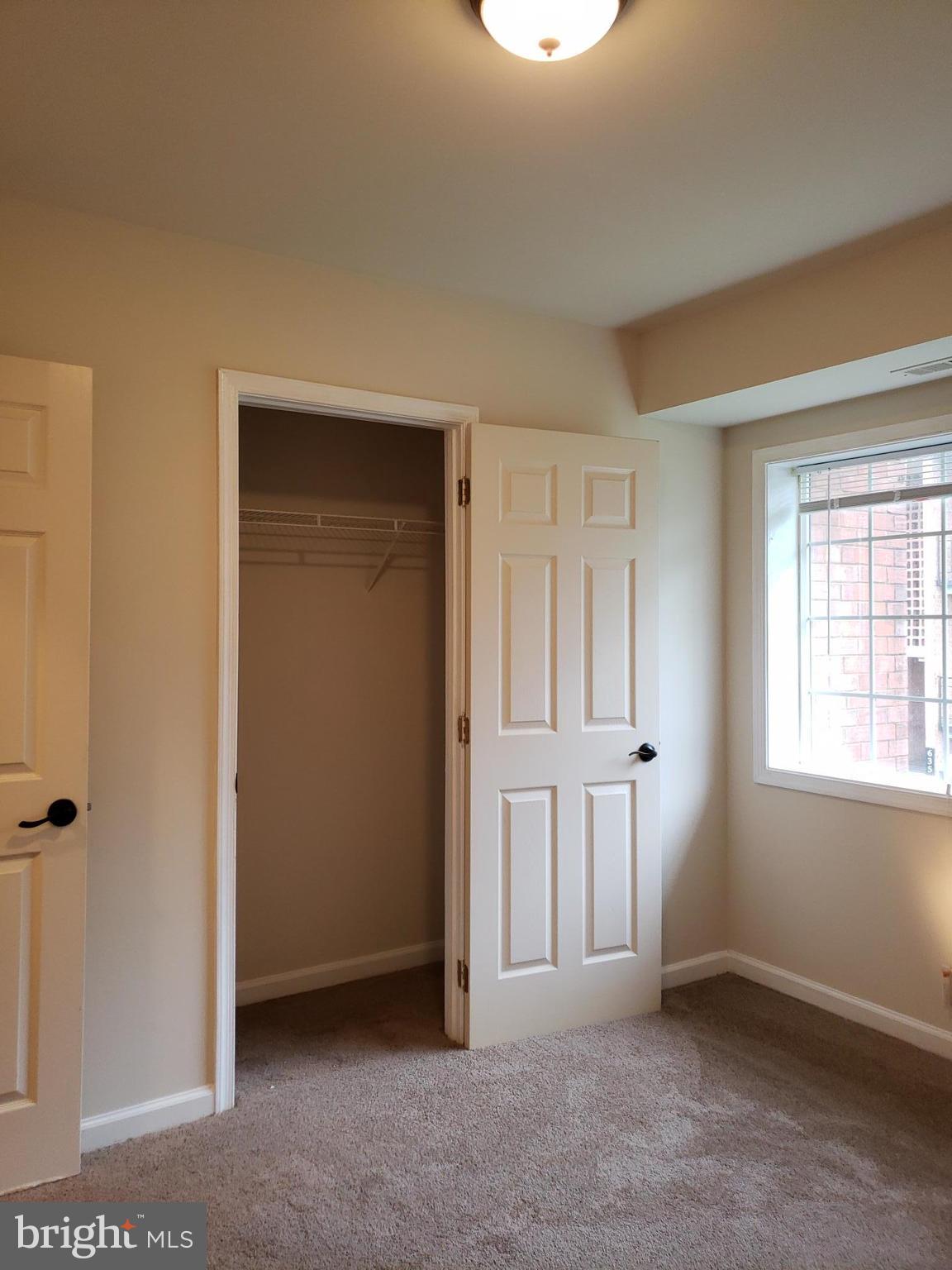 WARRENTON GARDENS - Residential Lease