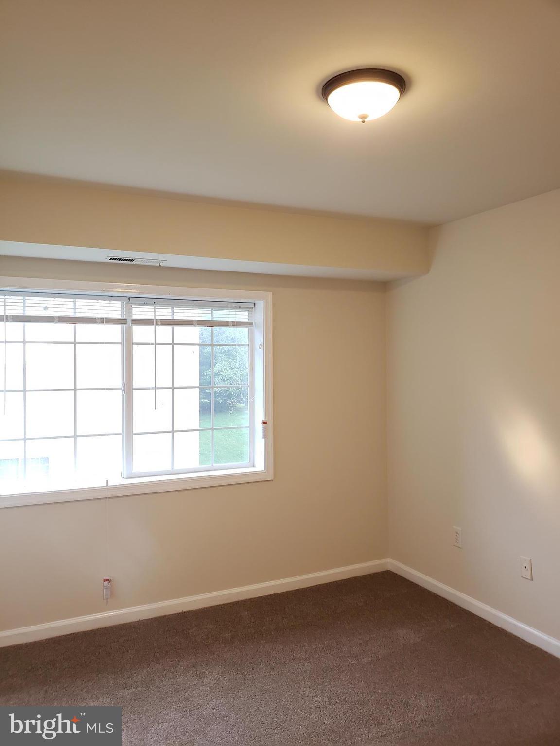 WARRENTON GARDENS - Residential Lease