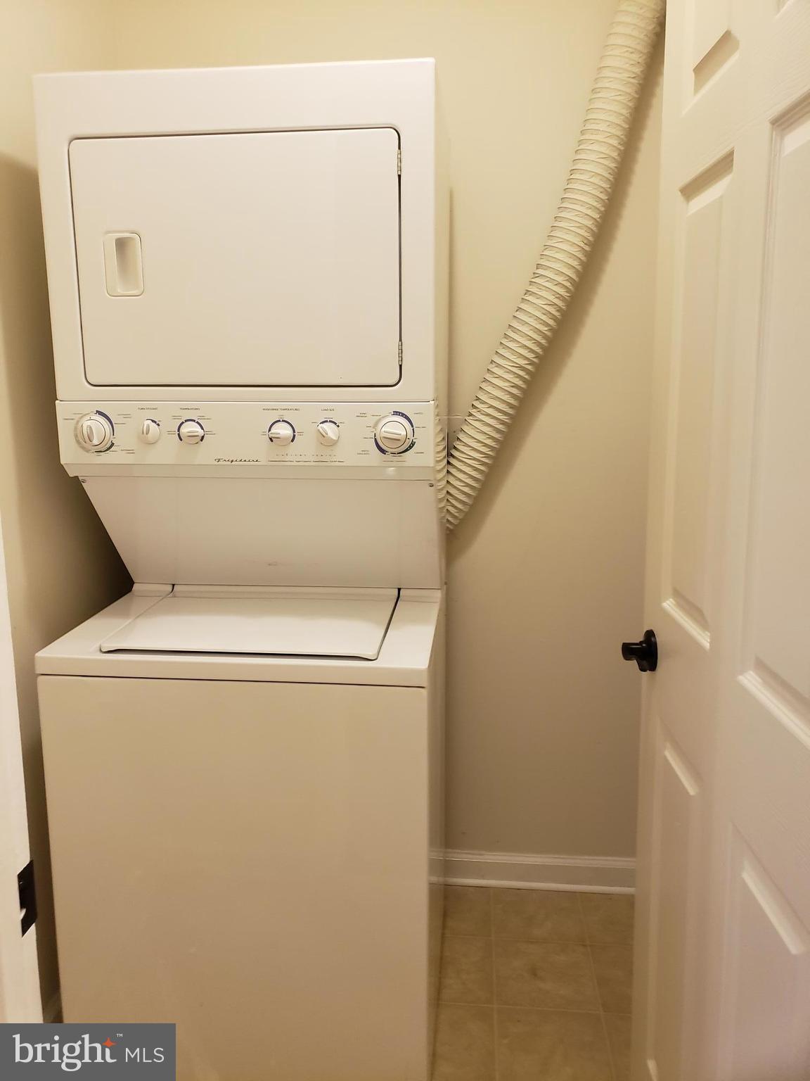 WARRENTON GARDENS - Residential Lease