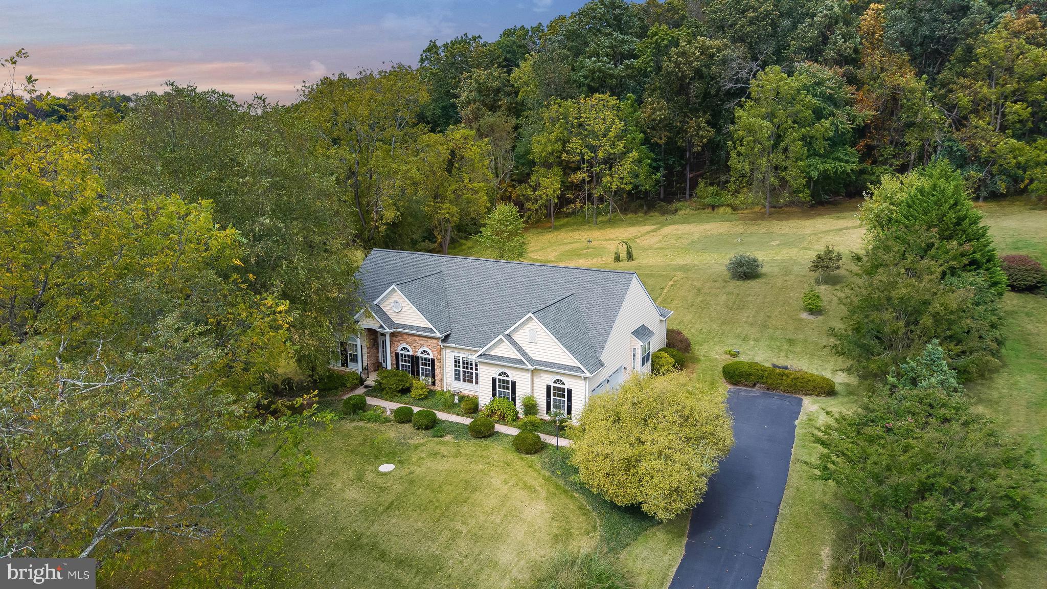 2202 RIVER BEND COURT