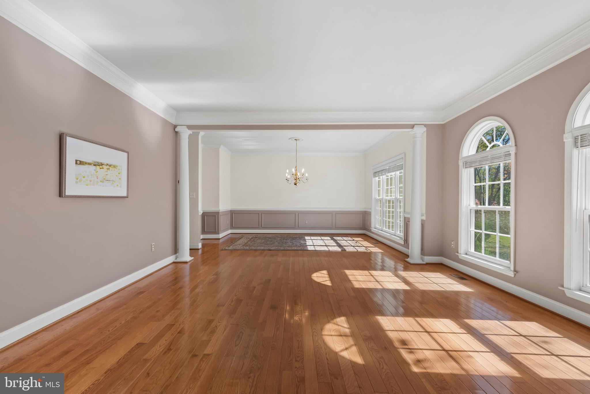 2202 RIVER BEND COURT