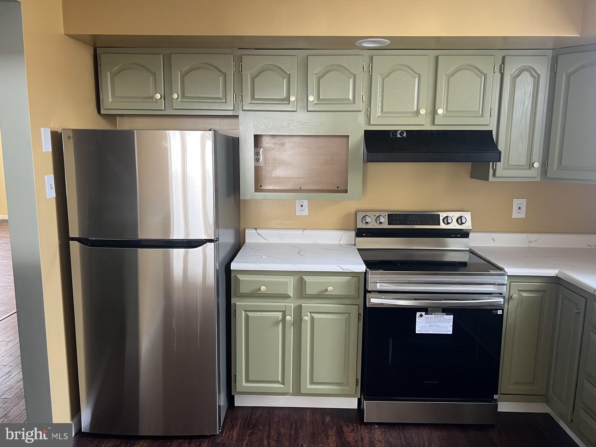 132 E MAIN STREET APT 2