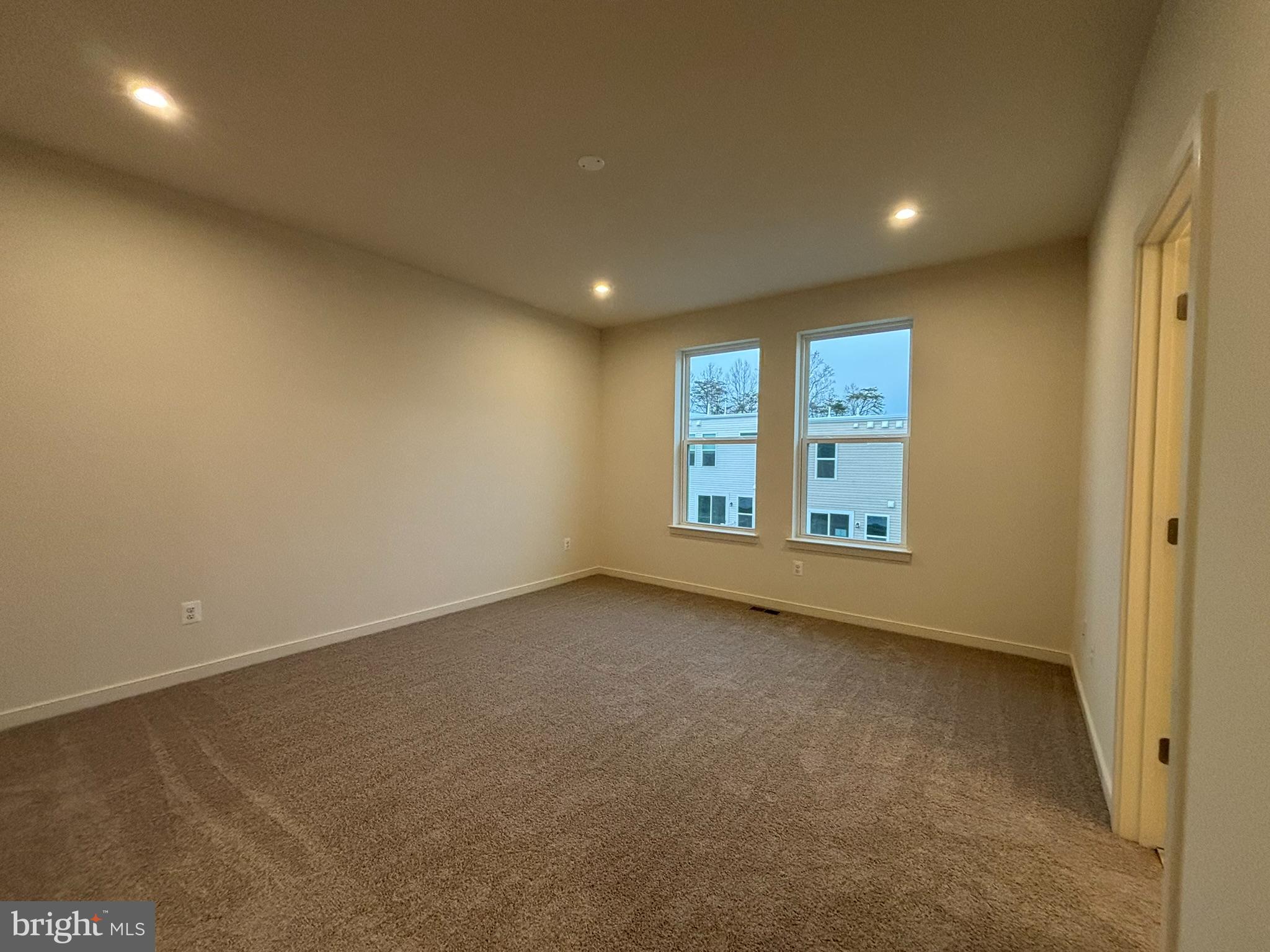 CASCADE LANDING - Residential