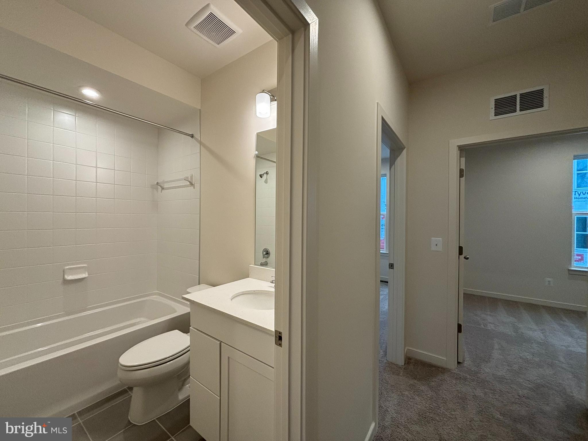 CASCADE LANDING - Residential