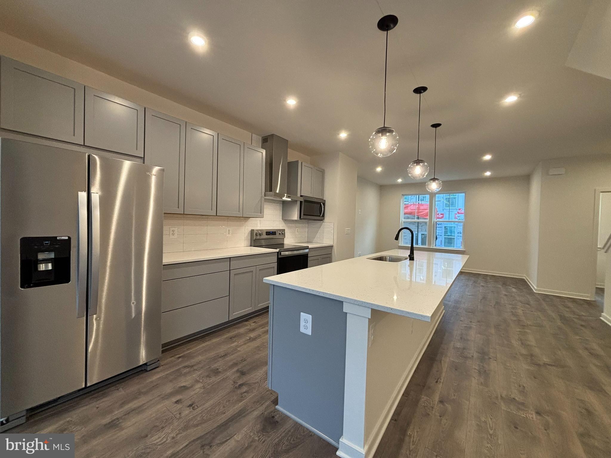 CASCADE LANDING - Residential