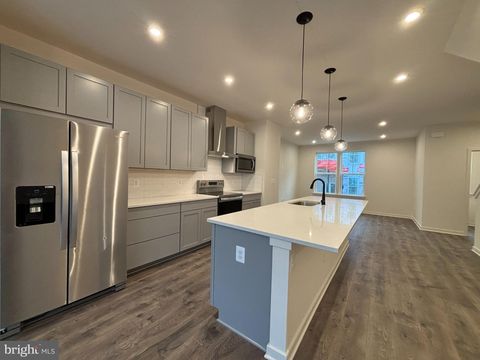 17954 ALICIA AVENUE DUMFRIES VA 22026